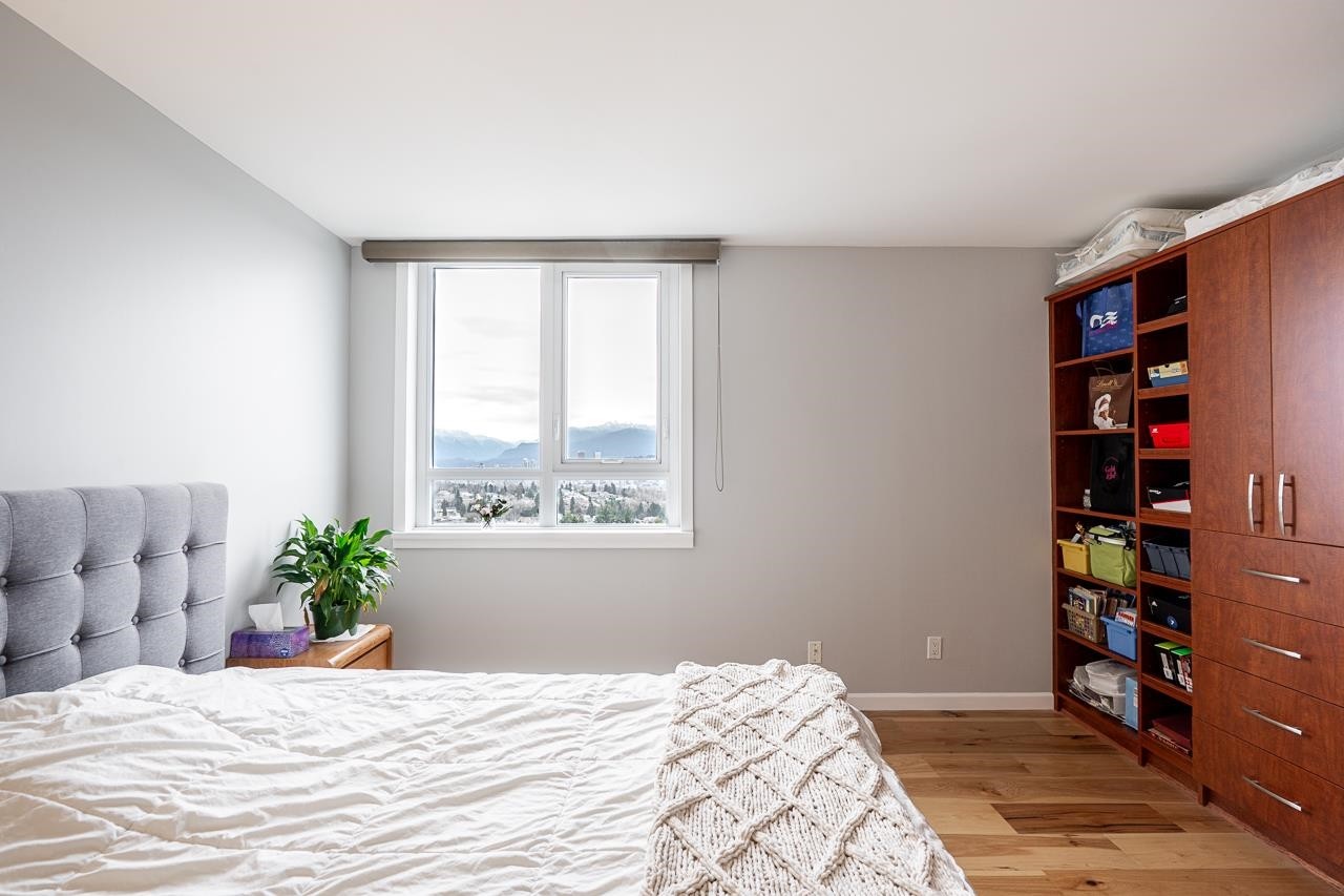 1404-4160 Sardis Street, Burnaby, BC