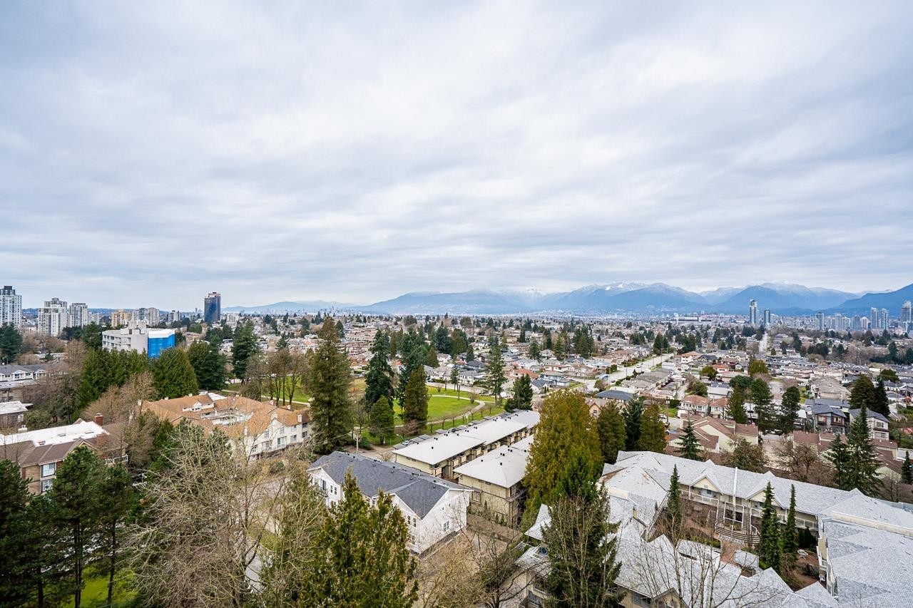 1404-4160 Sardis Street, Burnaby, BC