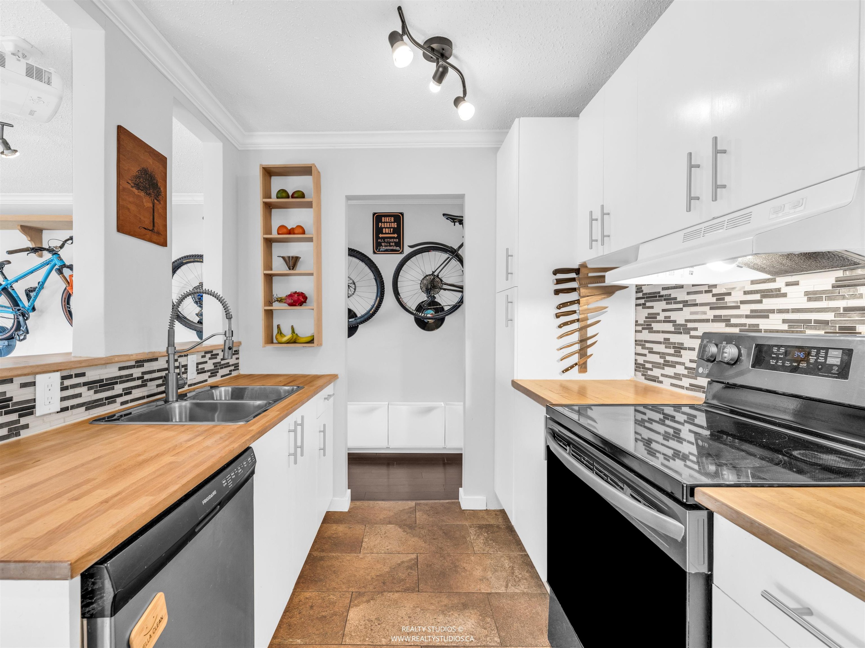 306-2222 Cambridge Street, Vancouver, BC