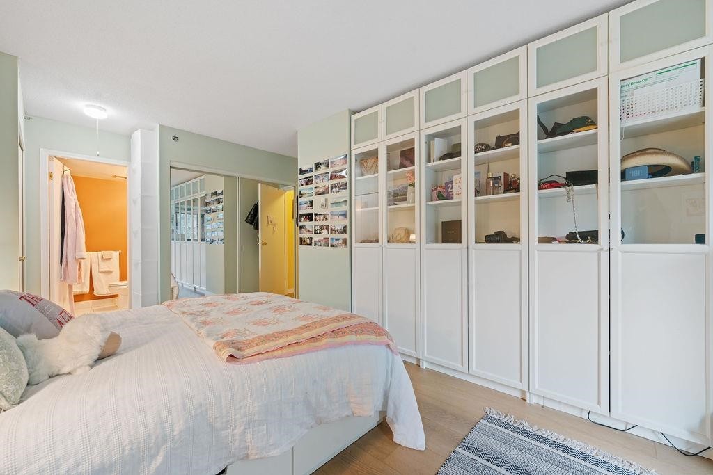 404-238 Alvin Narod Mews, Vancouver, BC