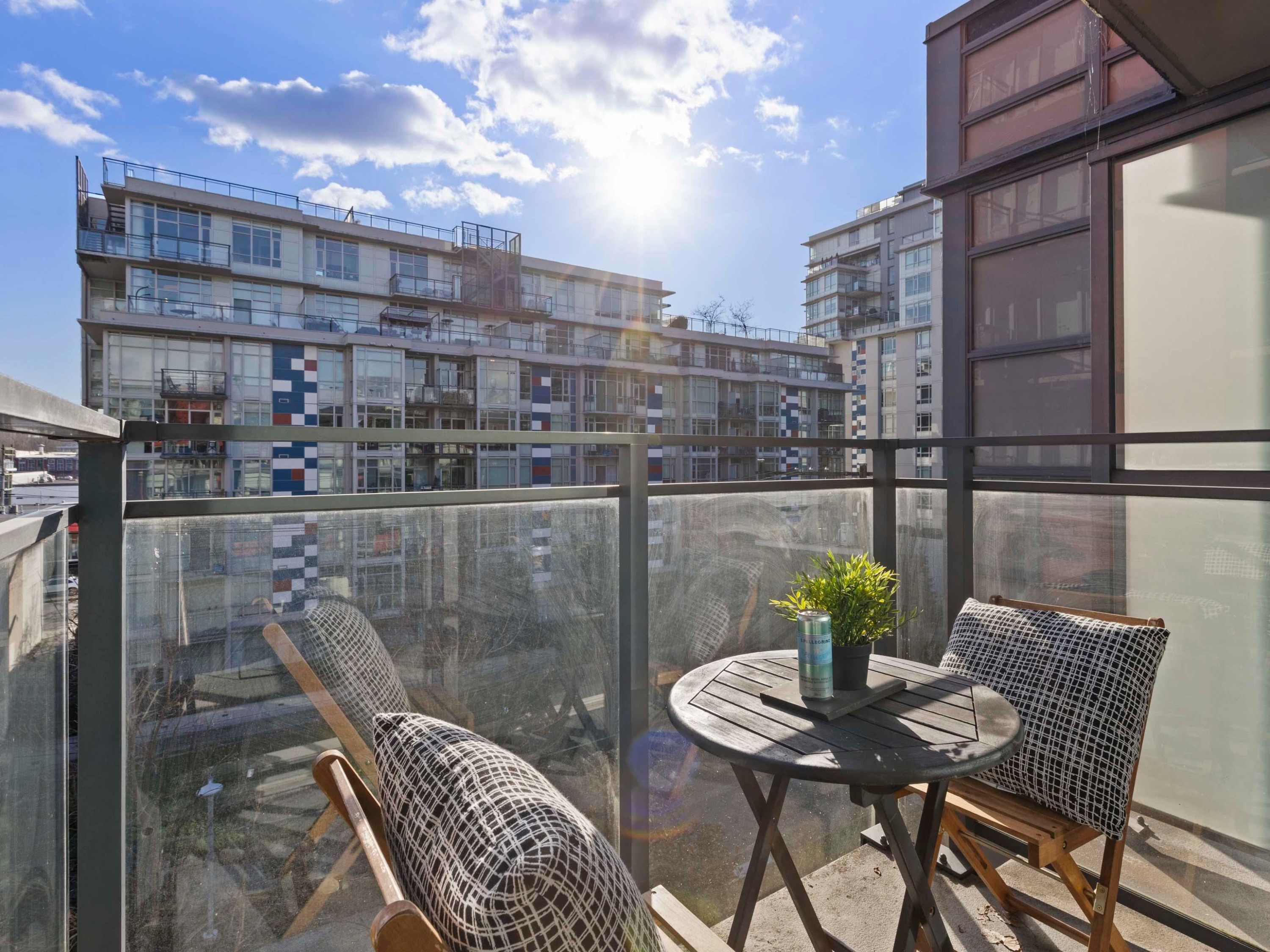 608-38 1St Avenue W, Vancouver, BC