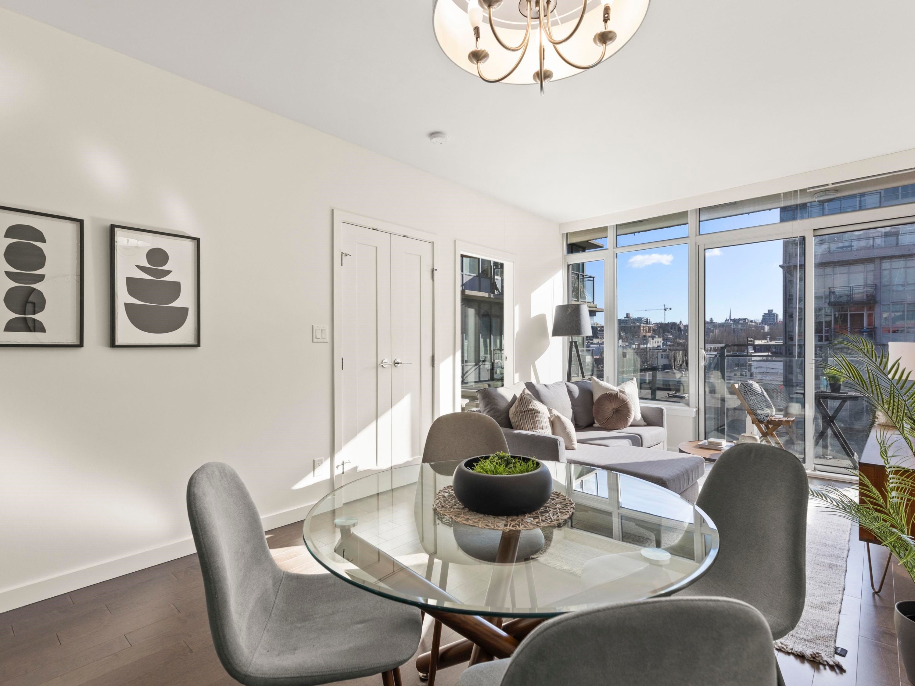 608-38 1St Avenue W, Vancouver, BC