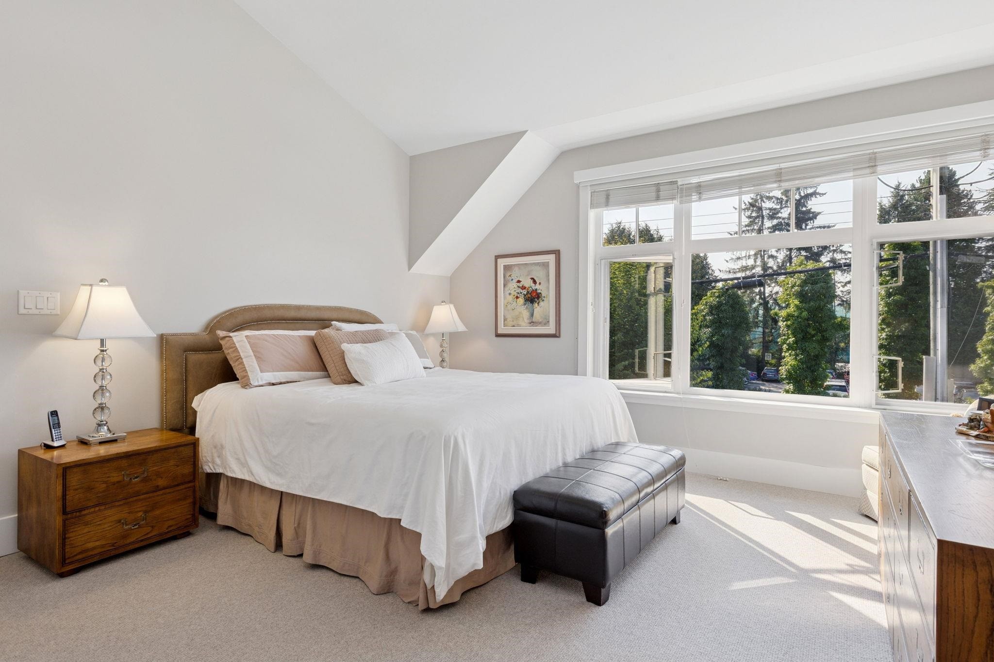 2133 Gordon Avenue, West Vancouver, BC