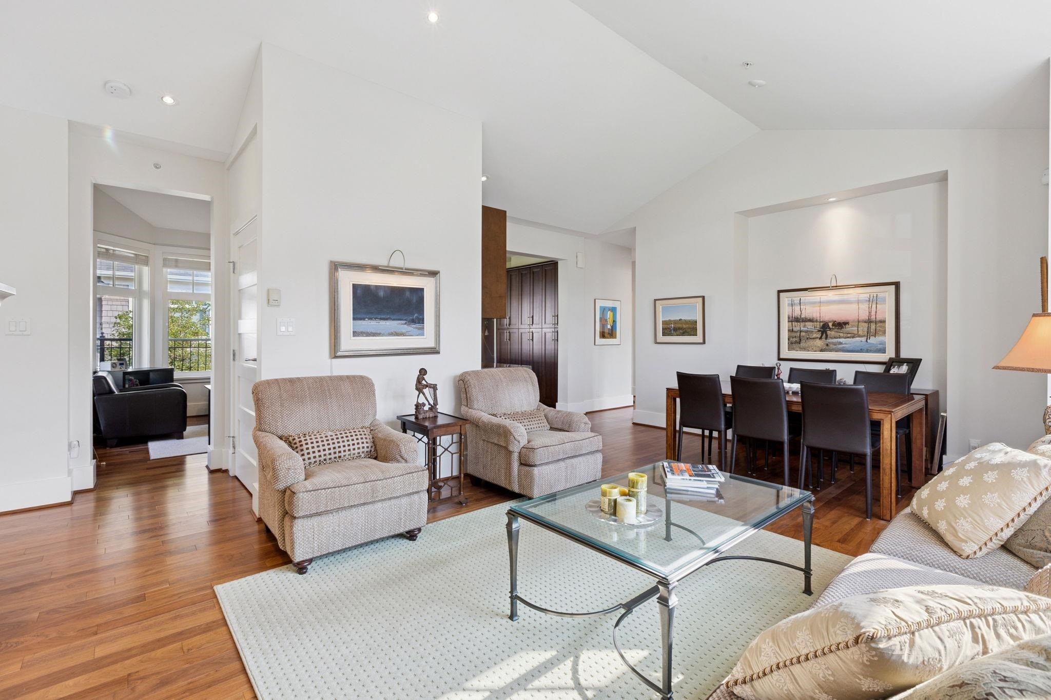 2133 Gordon Avenue, West Vancouver, BC