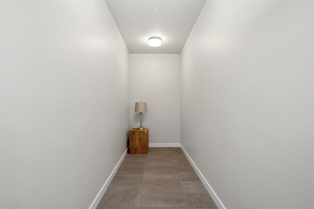 2512 Fraser Street, Vancouver, BC