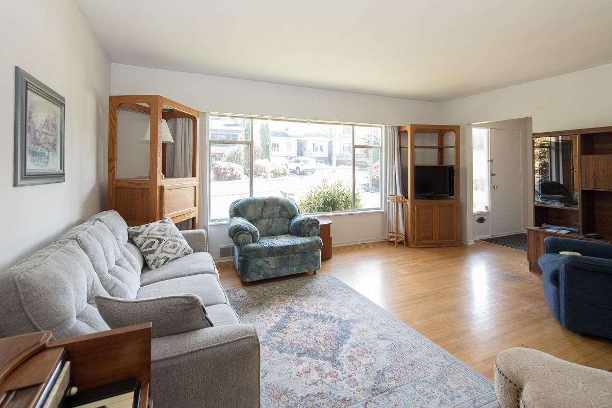 7985 Rosewood Street, Burnaby, BC