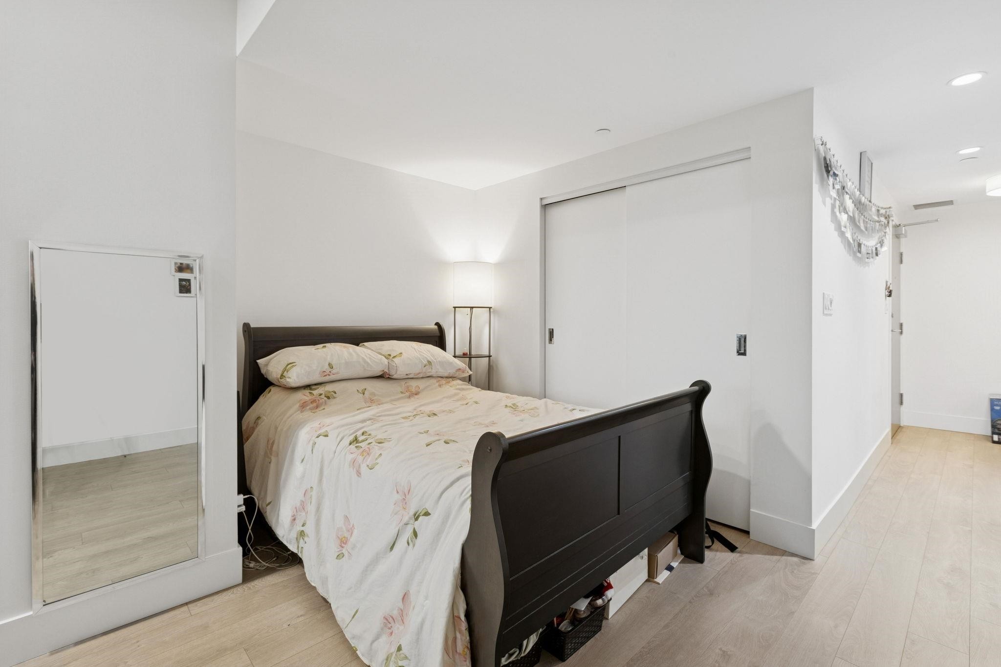 707-680 Seylynn Crescent, North Vancouver, BC