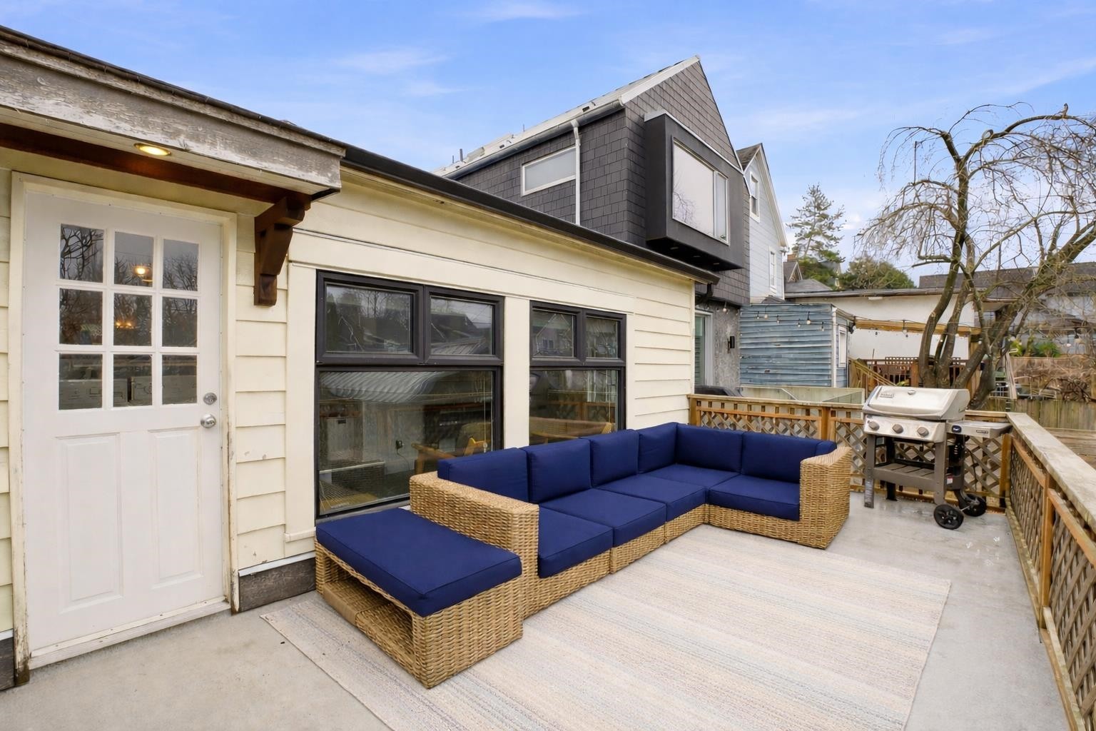 1944 Charles Street, Vancouver, BC