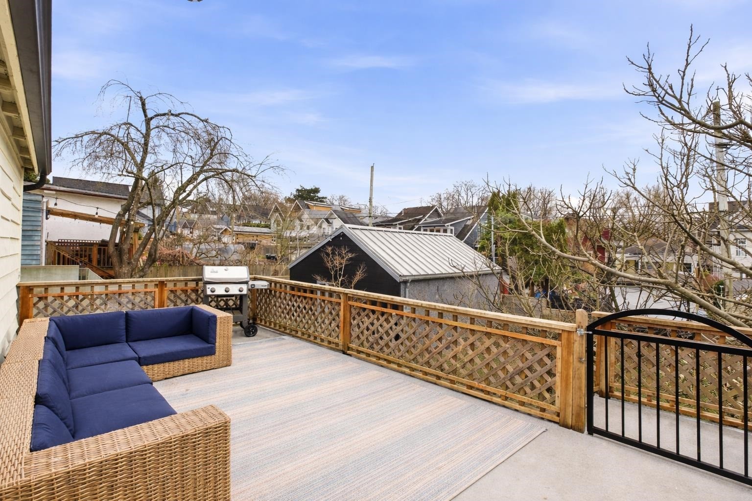 1944 Charles Street, Vancouver, BC