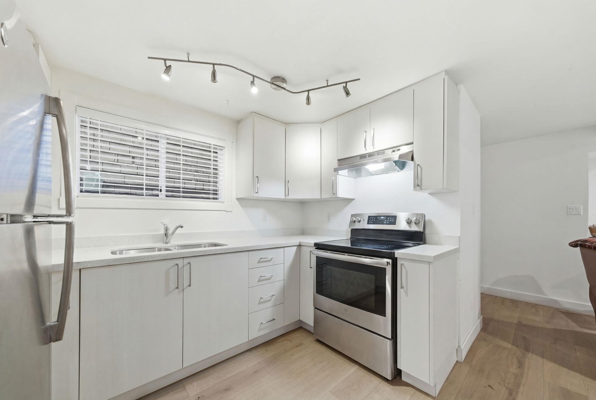 1944 Charles Street, Vancouver, BC