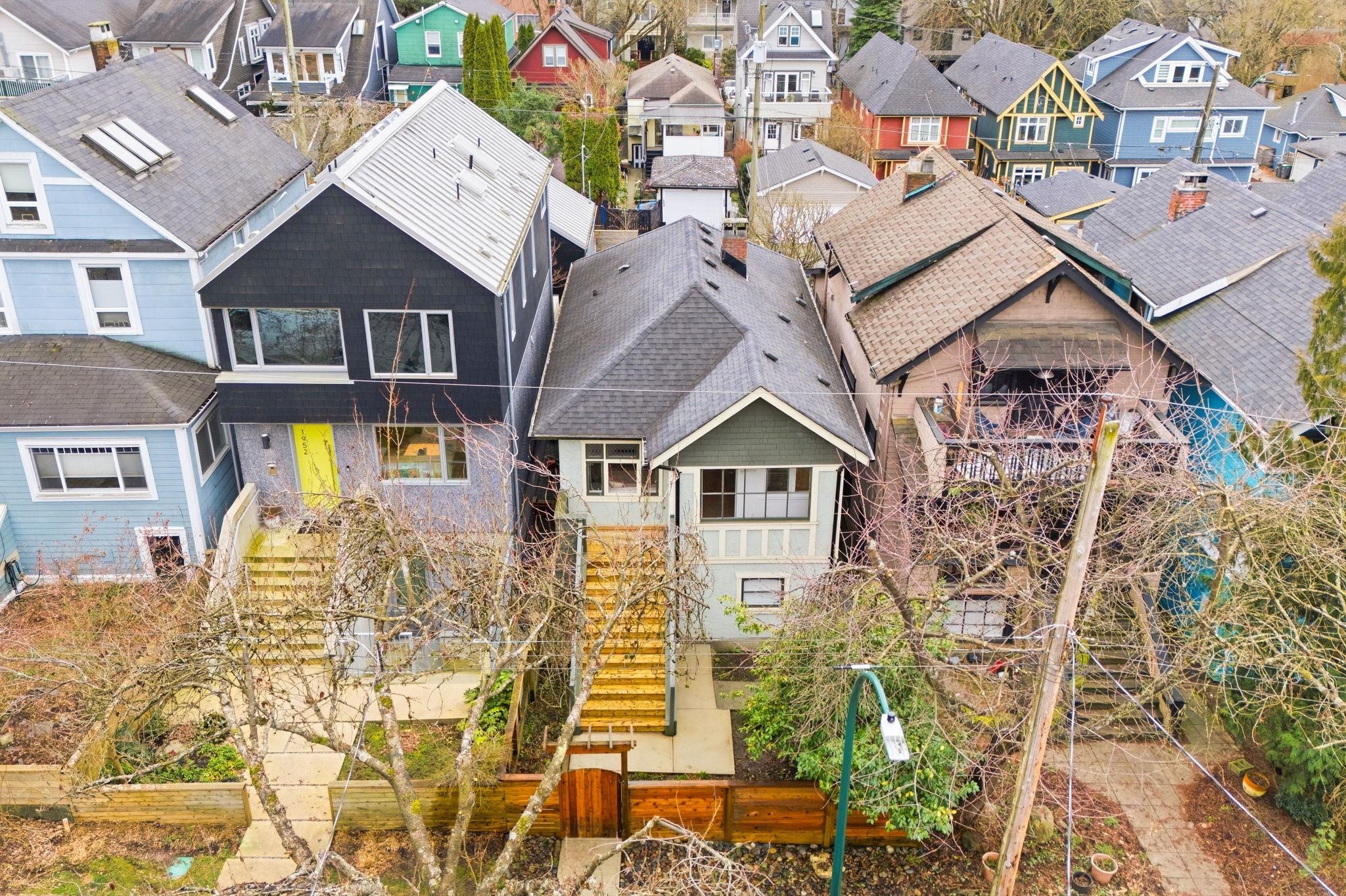 1944 Charles Street, Vancouver, BC