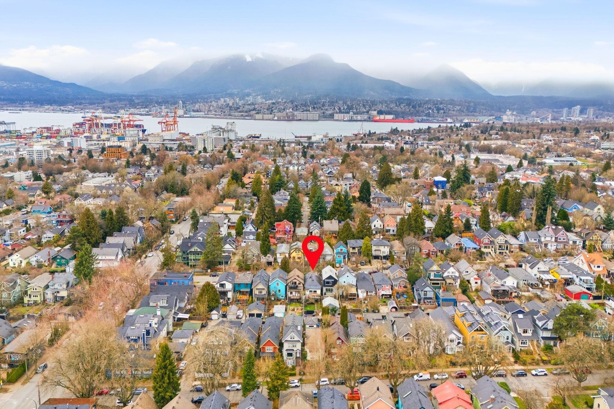 1944 Charles Street, Vancouver, BC