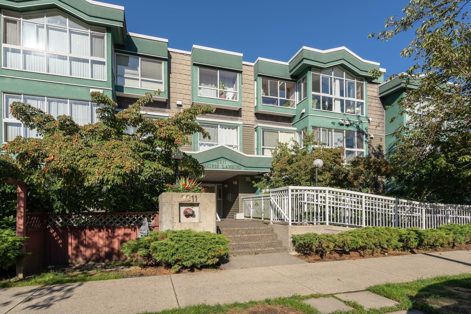 207-2211 Wall Street, Vancouver, BC