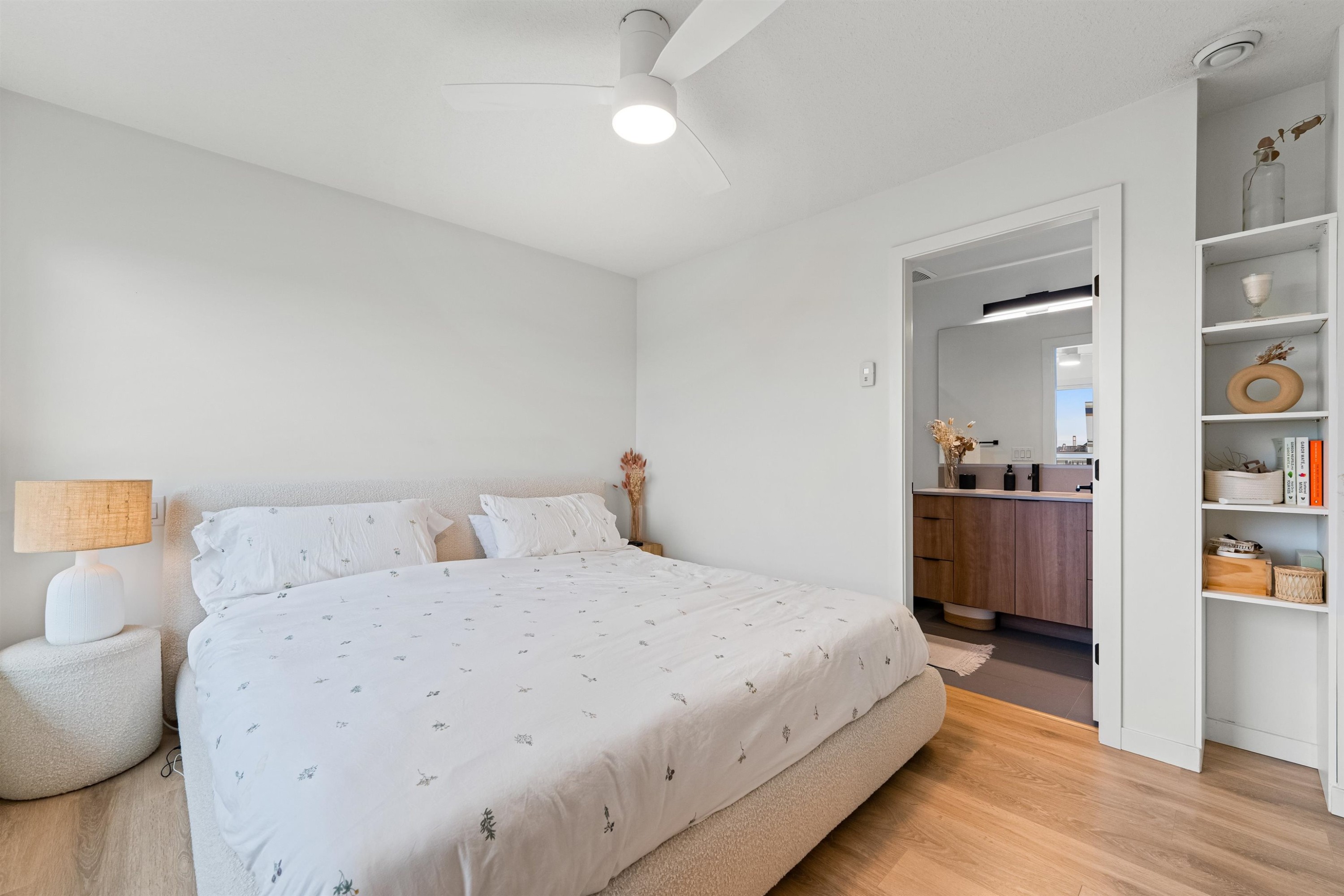 7-533 3Rd Street E, North Vancouver, BC