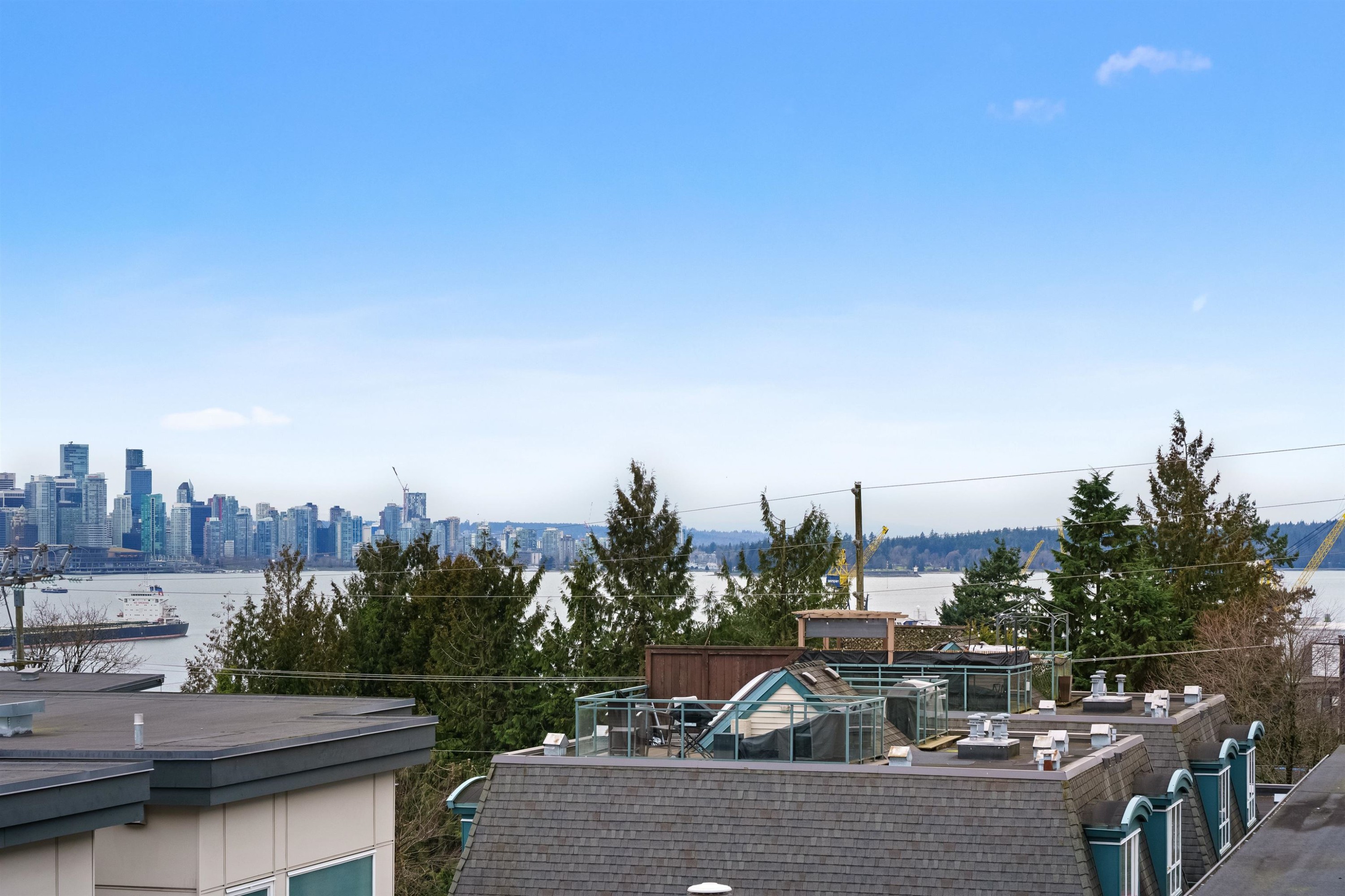 7-533 3Rd Street E, North Vancouver, BC