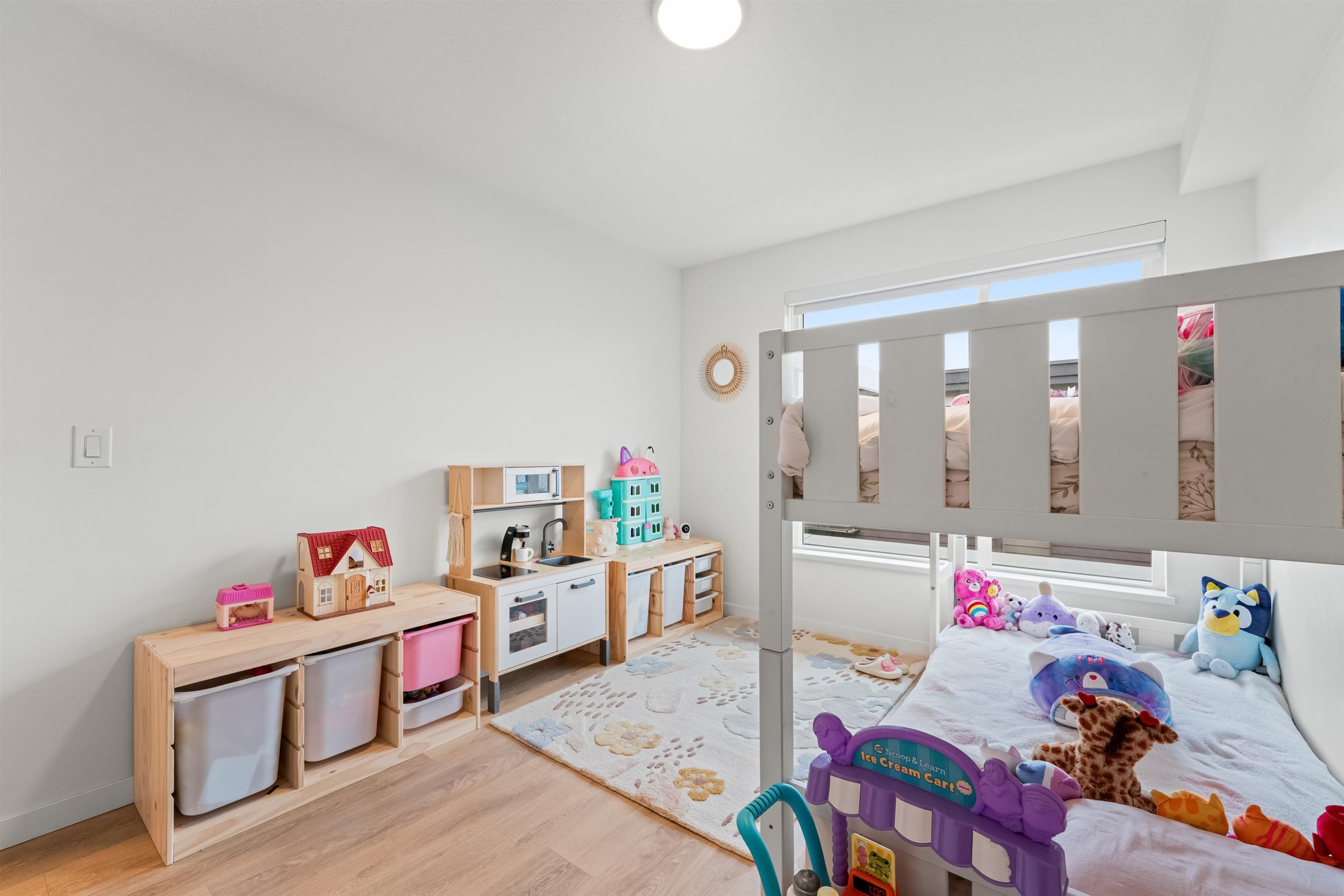 7-533 3Rd Street E, North Vancouver, BC