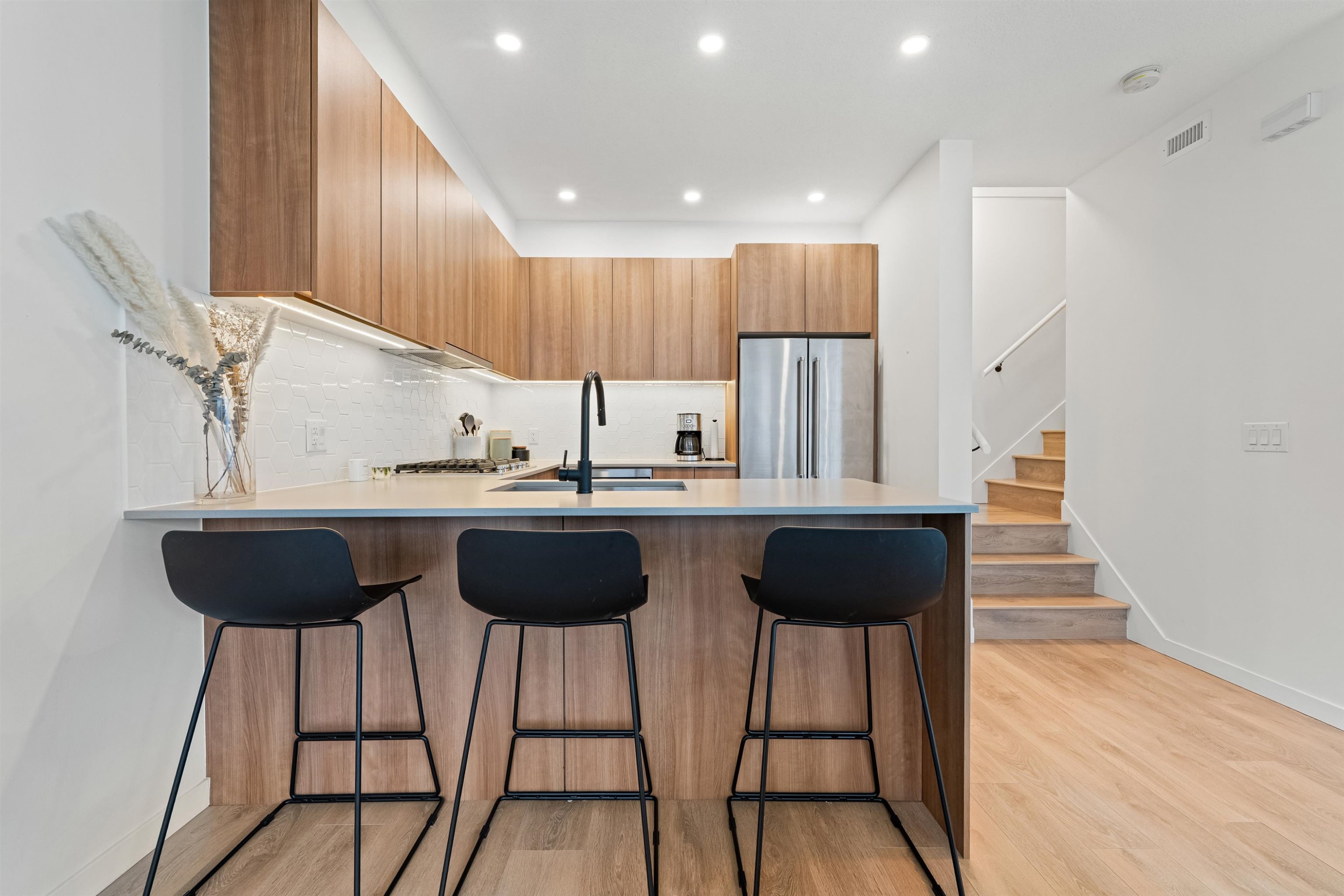 7-533 3Rd Street E, North Vancouver, BC