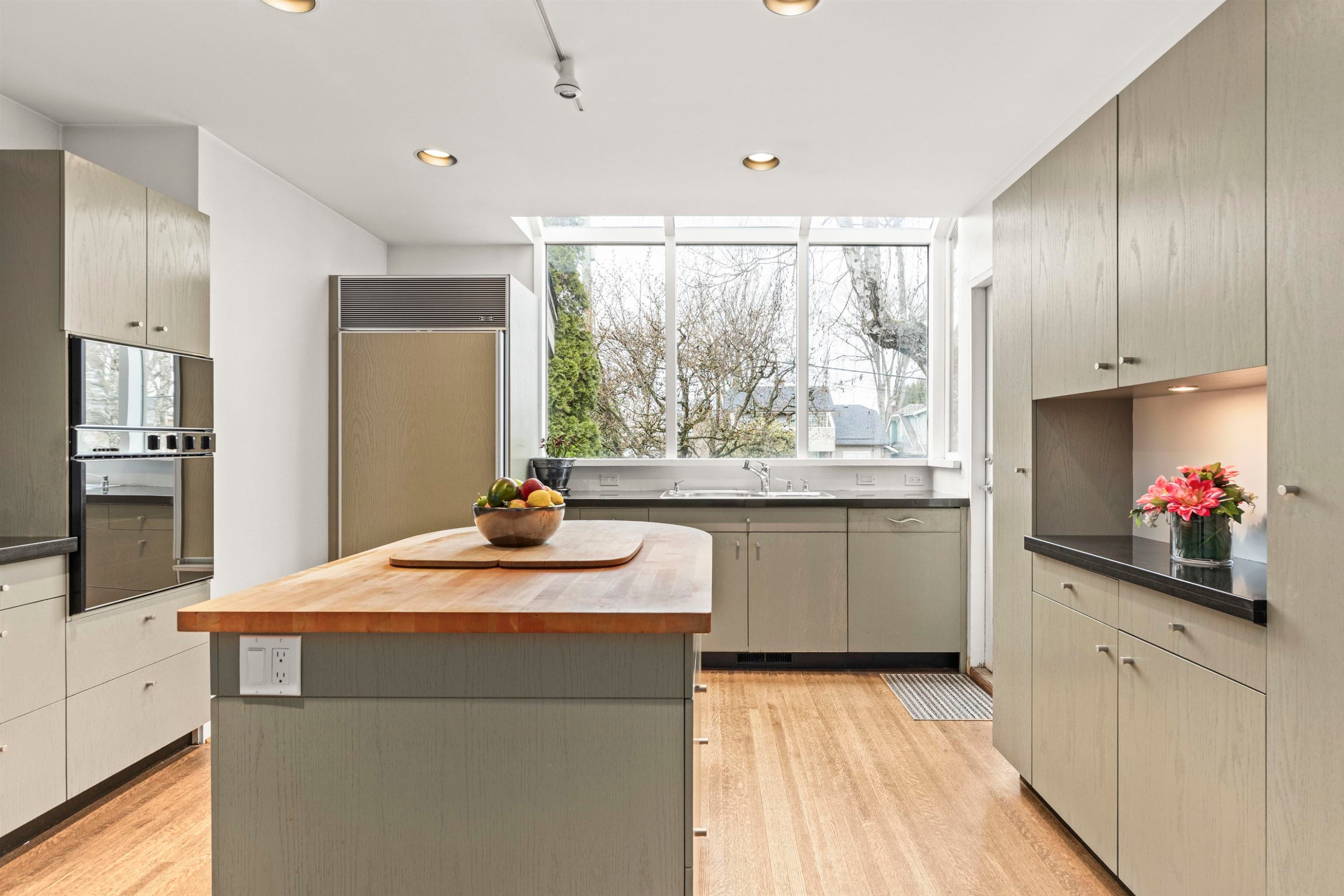 3545 King Edward Avenue W, Vancouver, BC