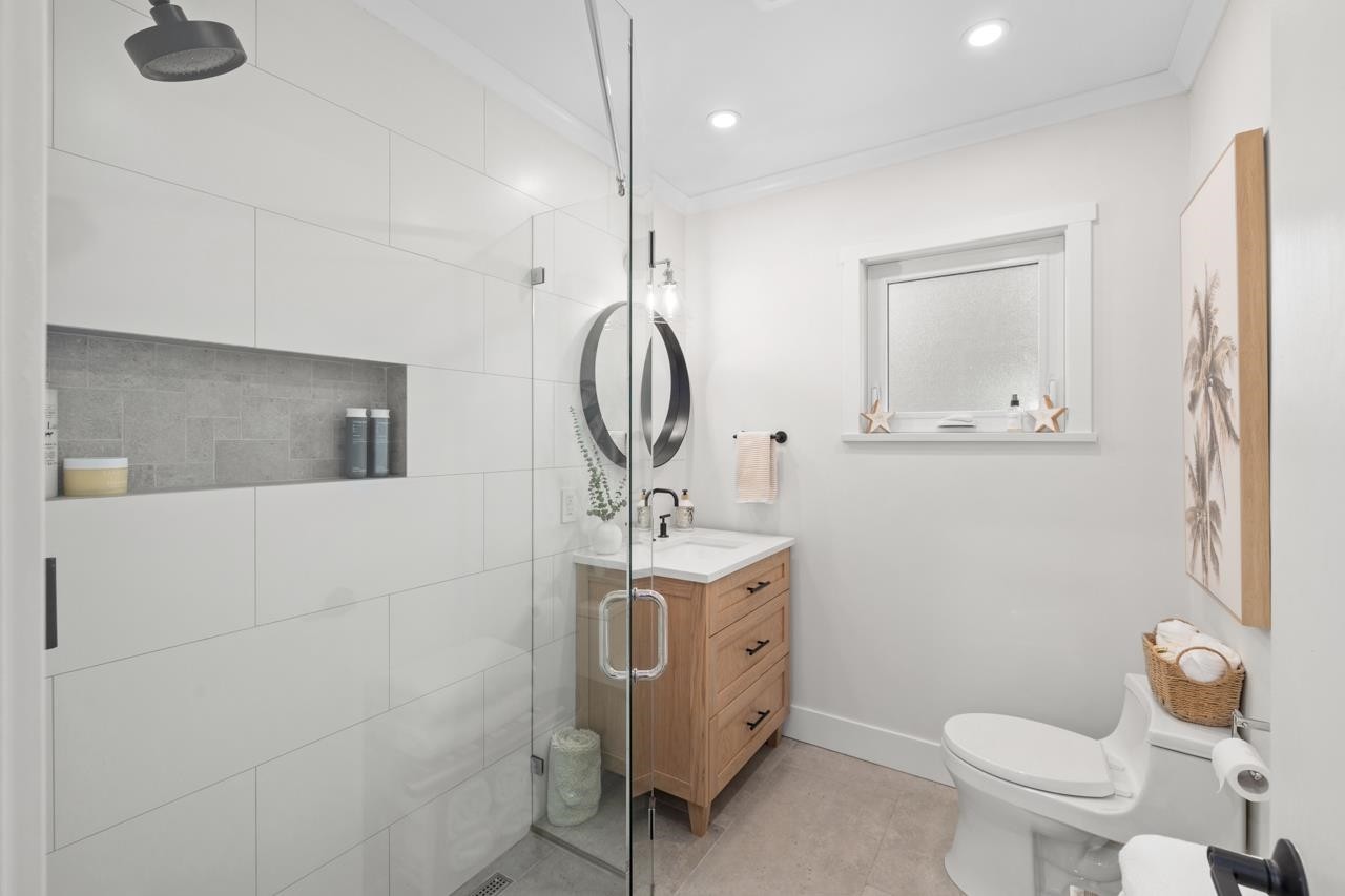 2524 Bendale Road, North Vancouver, BC