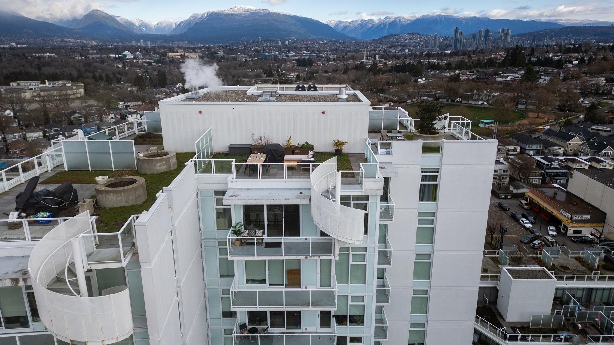 1801-4638 Gladstone Street, Vancouver, BC