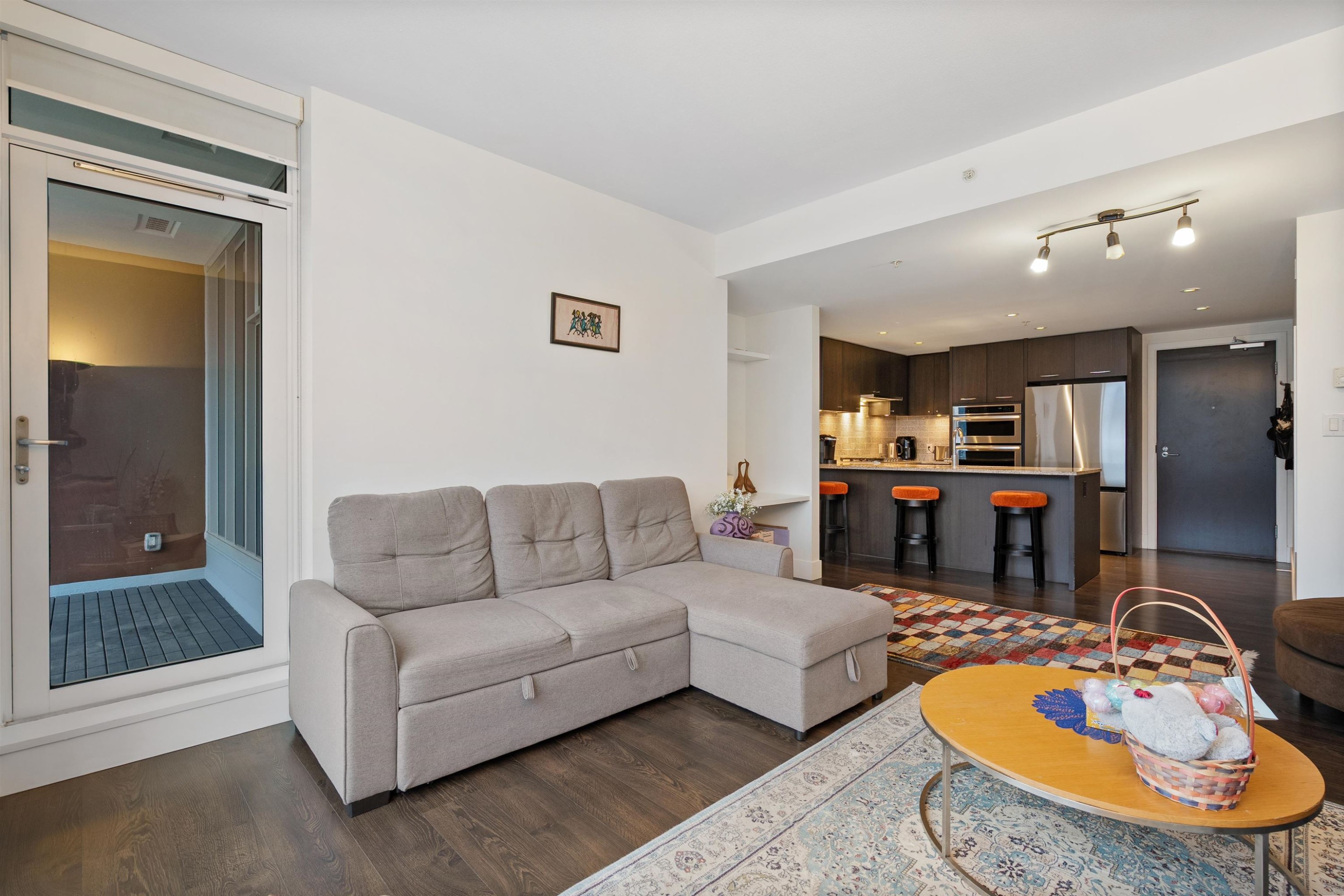 1608-150 15Th Street W, North Vancouver, BC