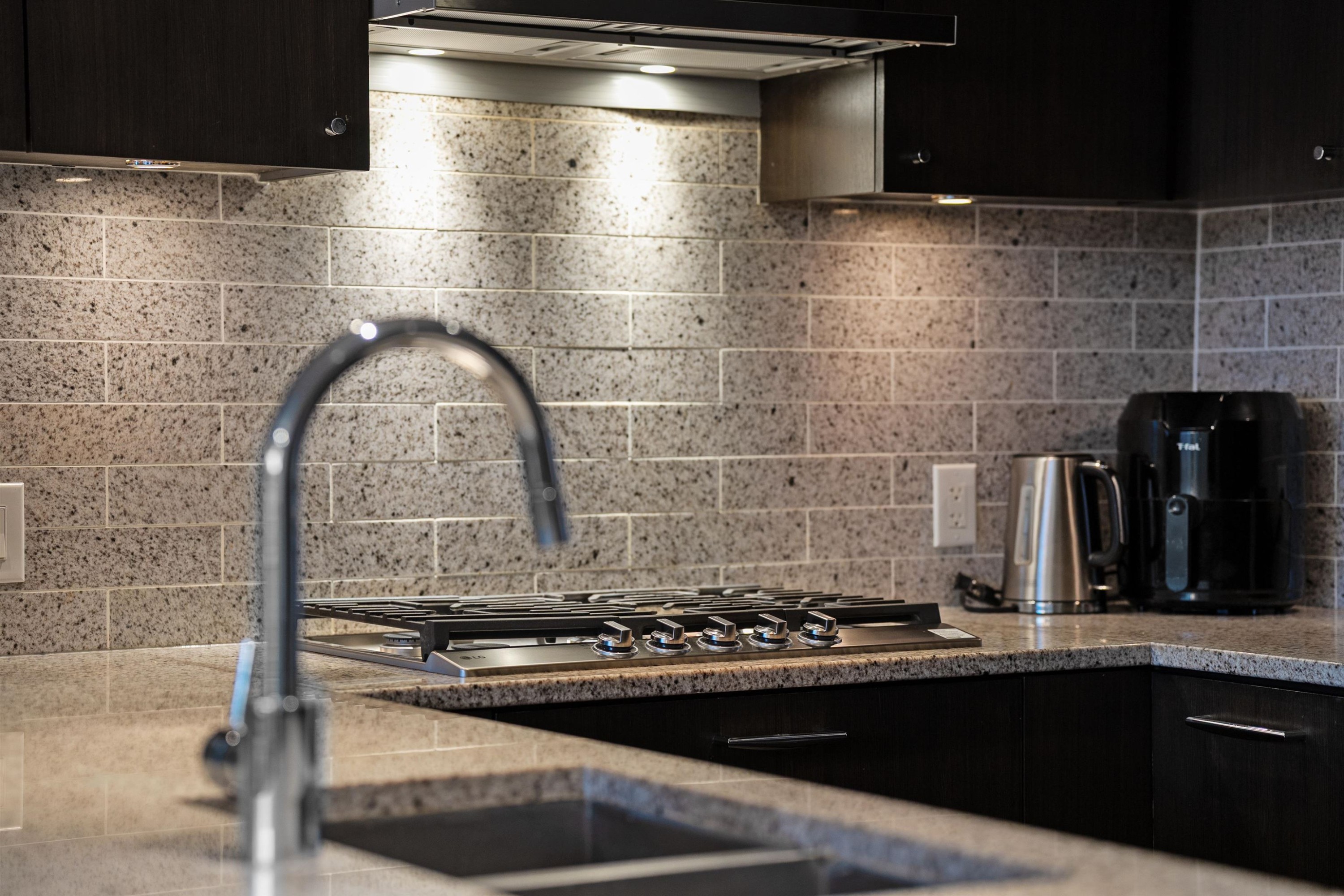 1608-150 15Th Street W, North Vancouver, BC