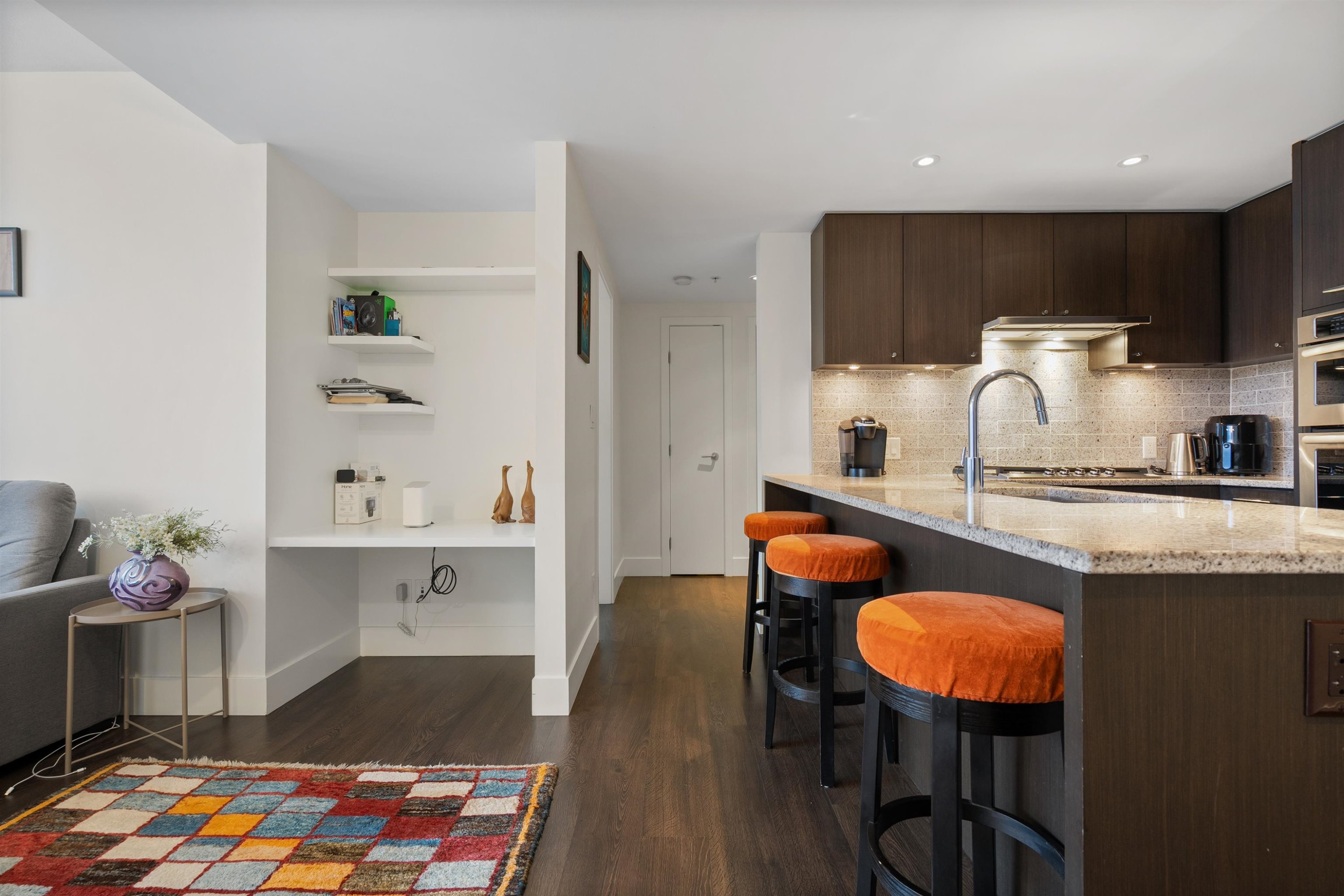 1608-150 15Th Street W, North Vancouver, BC