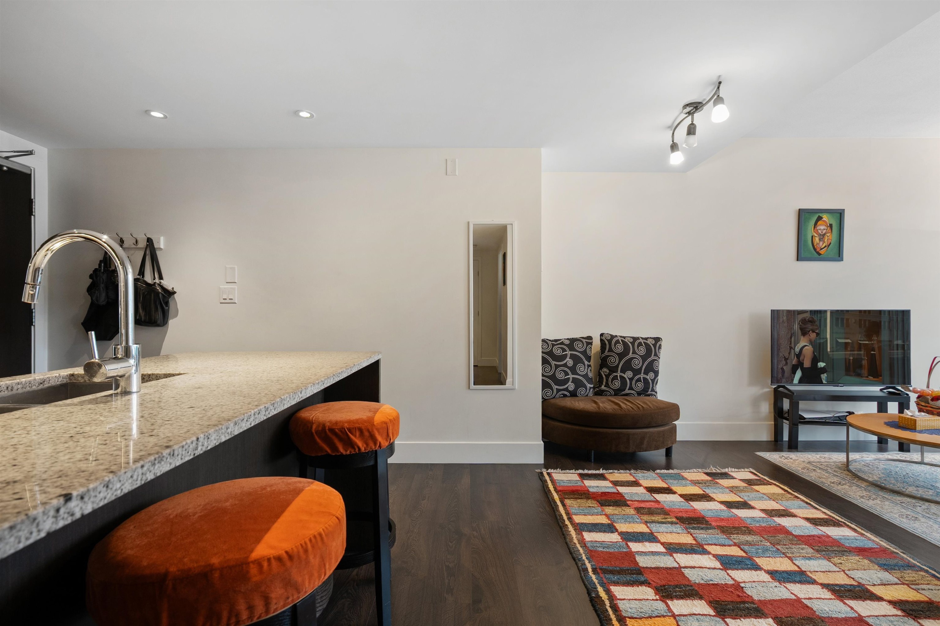 1608-150 15Th Street W, North Vancouver, BC