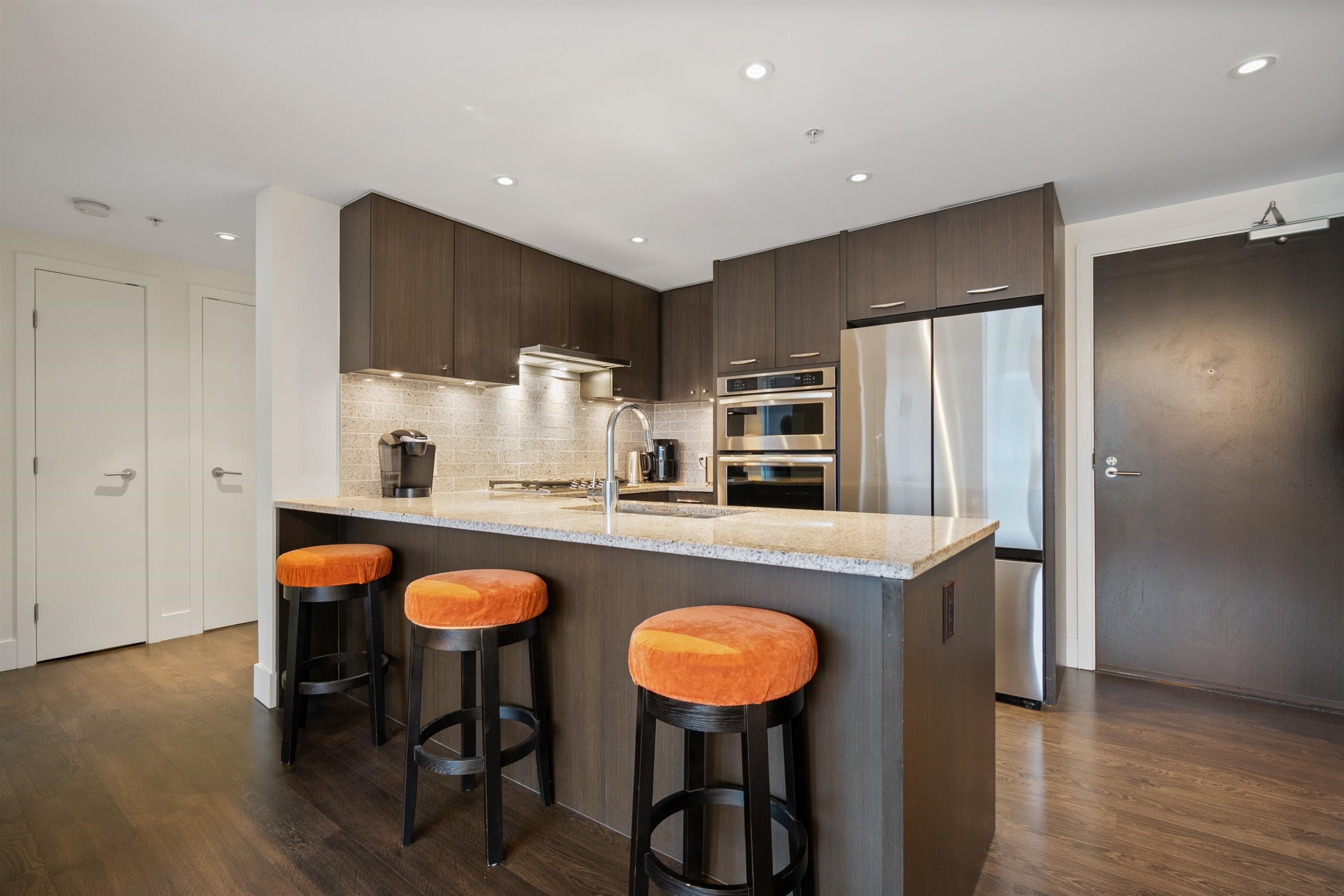 1608-150 15Th Street W, North Vancouver, BC