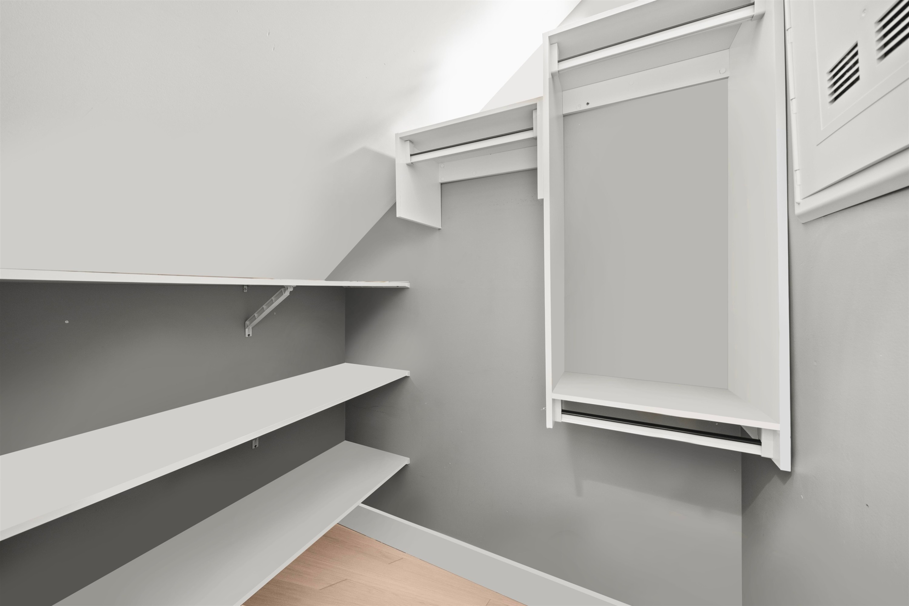 1419 1St Avenue E, Vancouver, BC