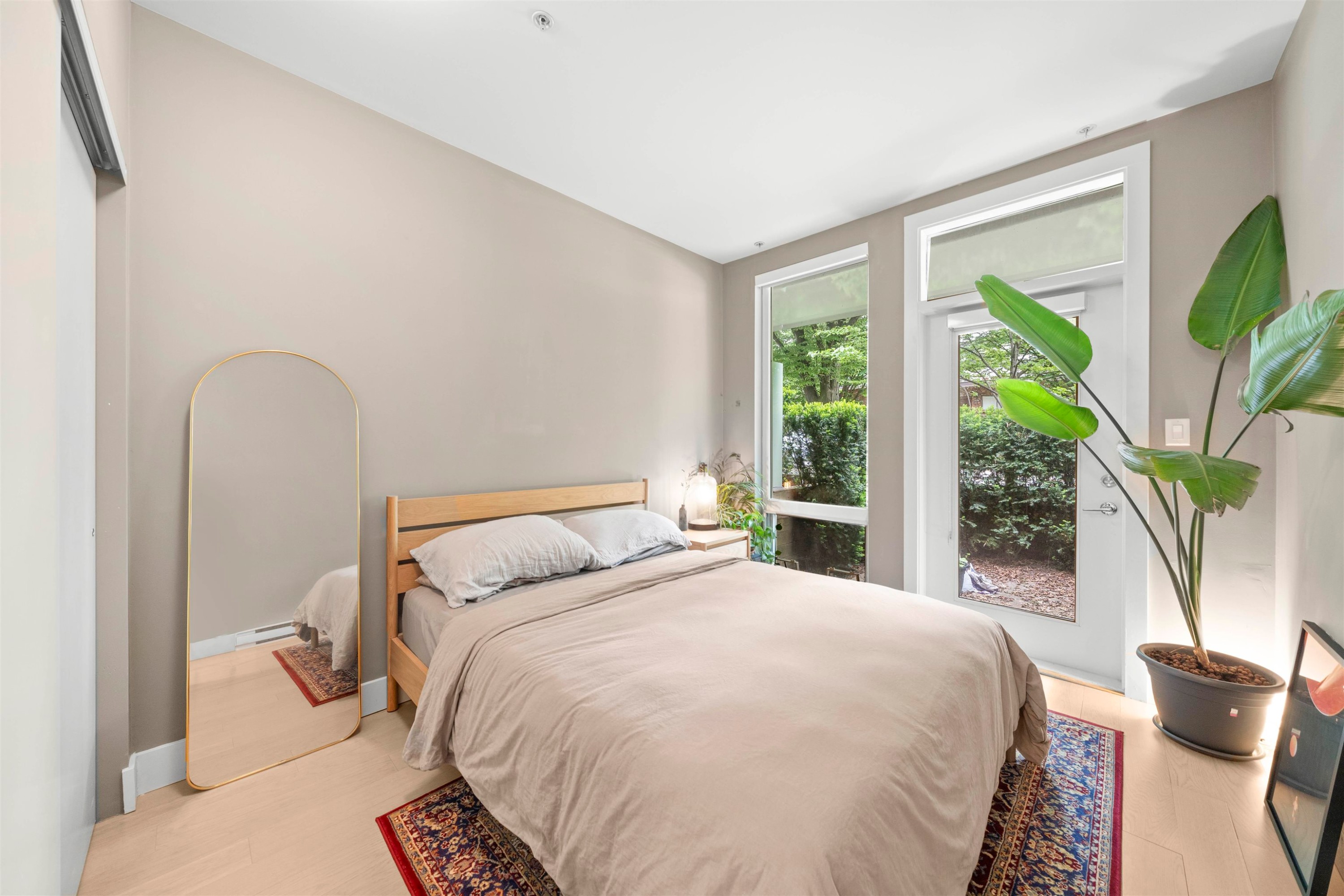 1419 1St Avenue E, Vancouver, BC