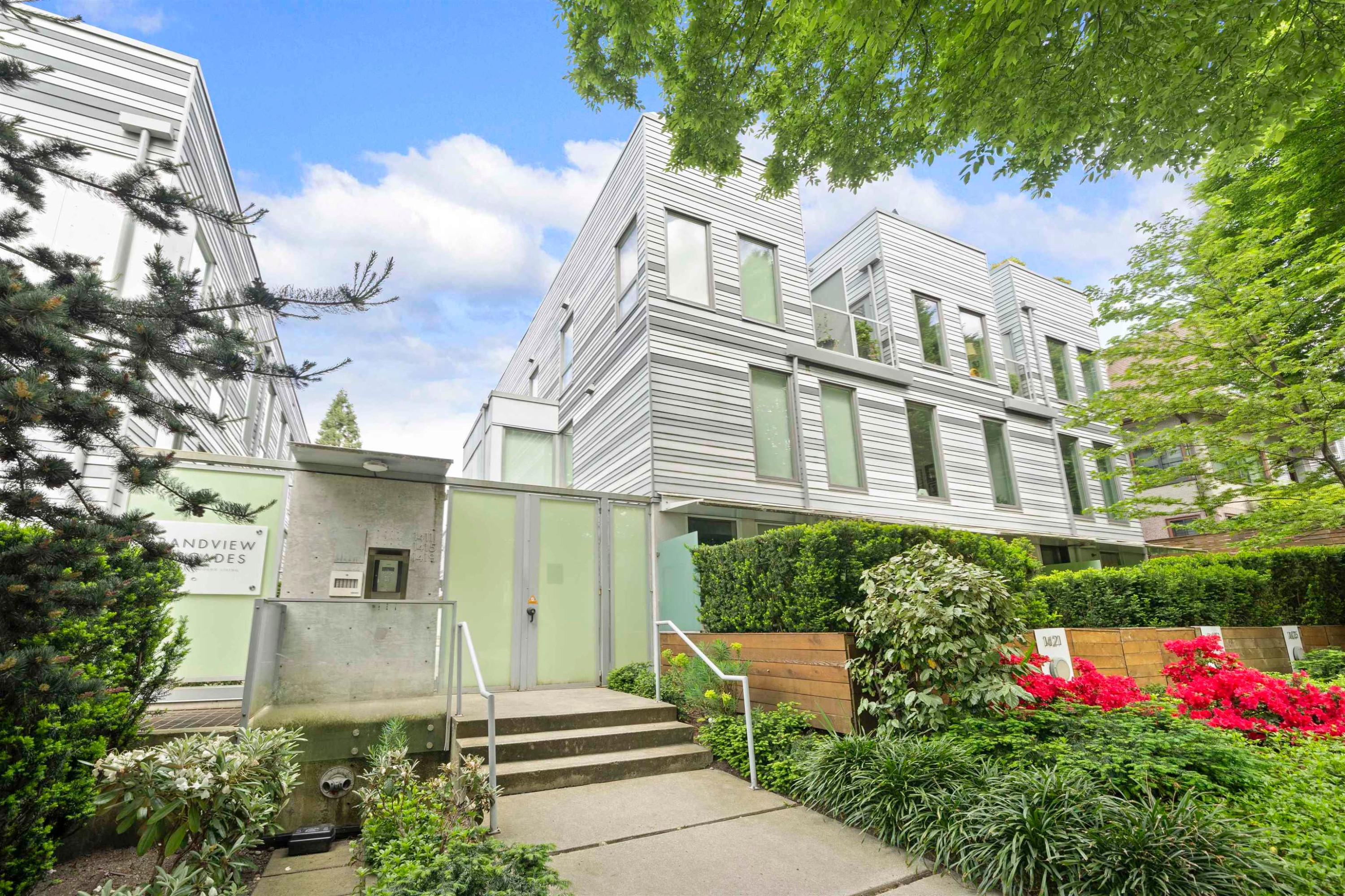 1419 1St Avenue E, Vancouver, BC