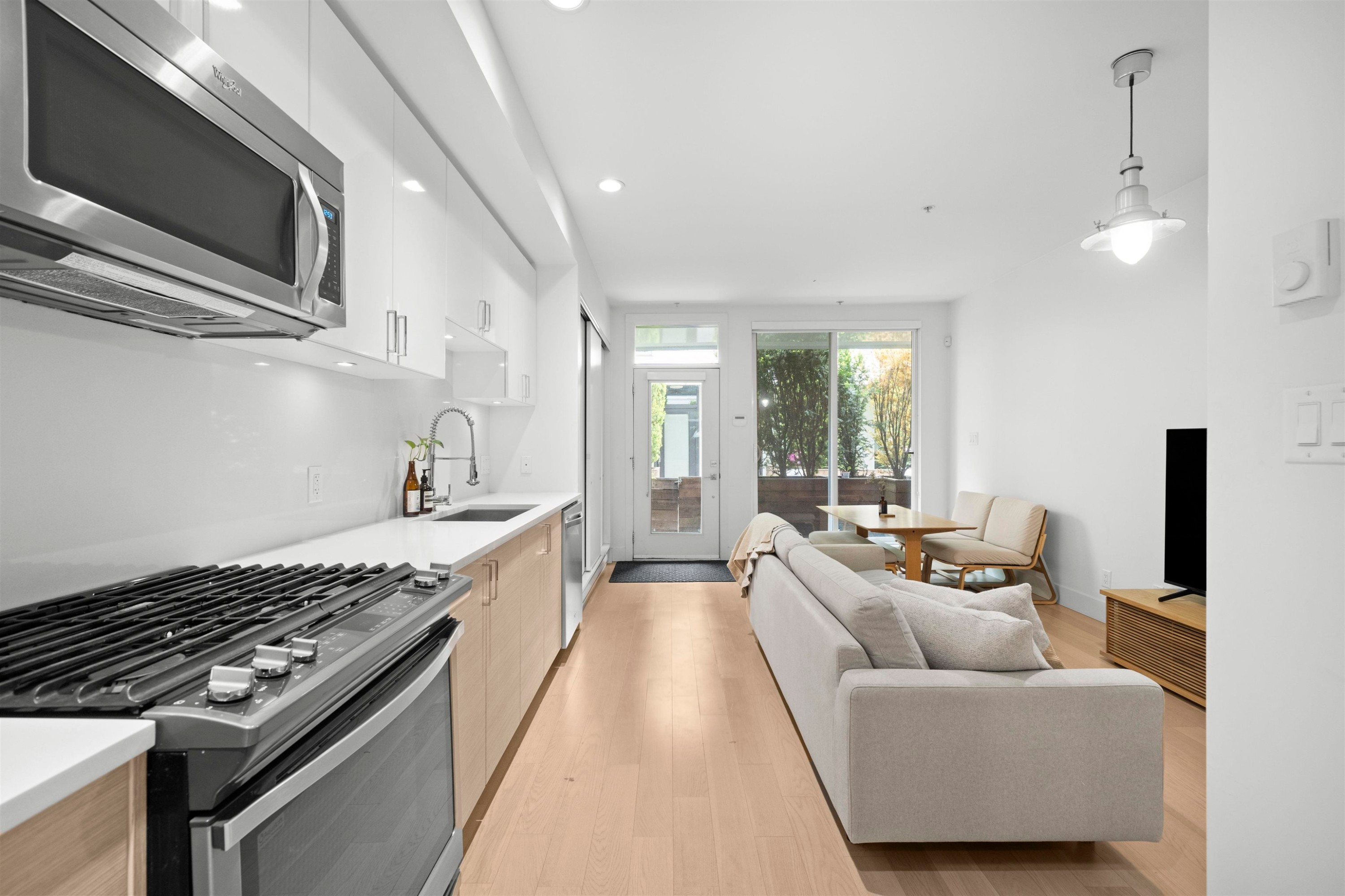 1419 1St Avenue E, Vancouver, BC