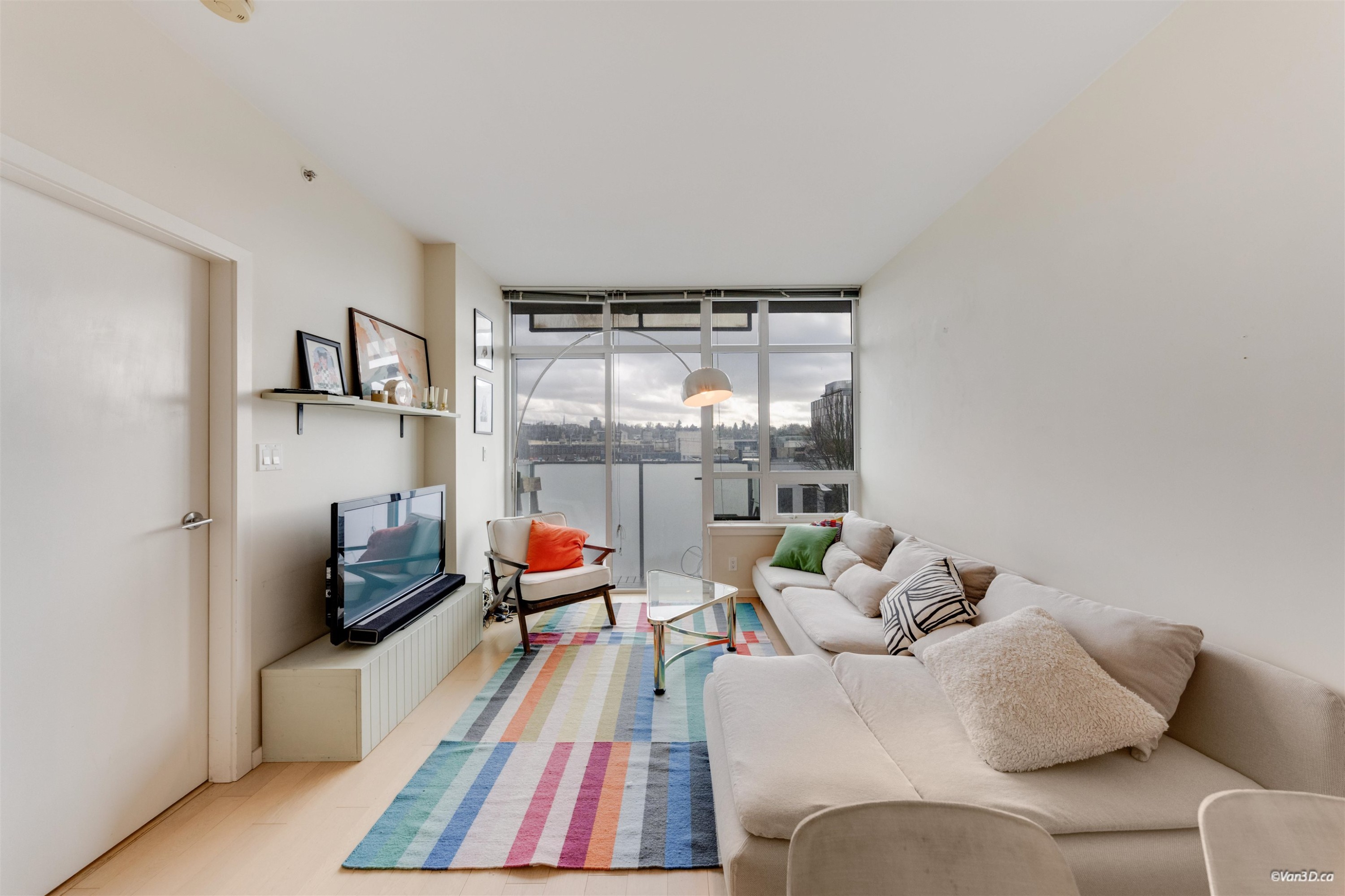 513-63 2Nd Avenue W, Vancouver, BC