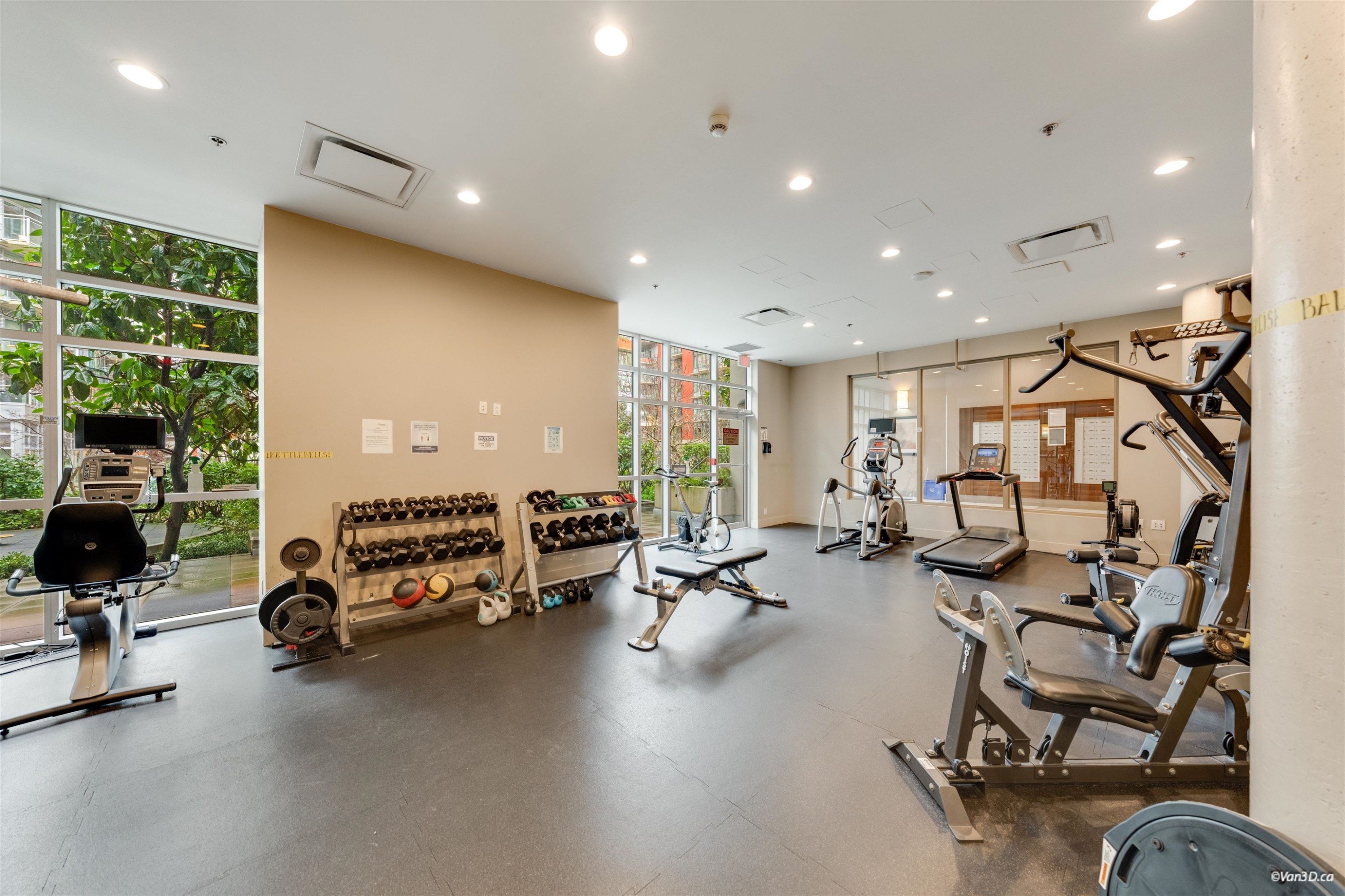 513-63 2Nd Avenue W, Vancouver, BC