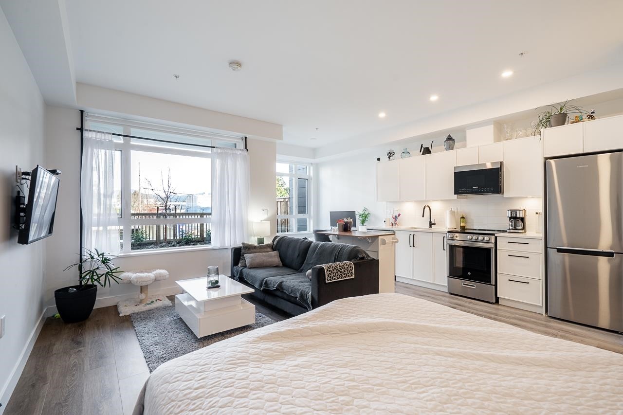 105-22575 Brown Avenue, Maple Ridge, BC