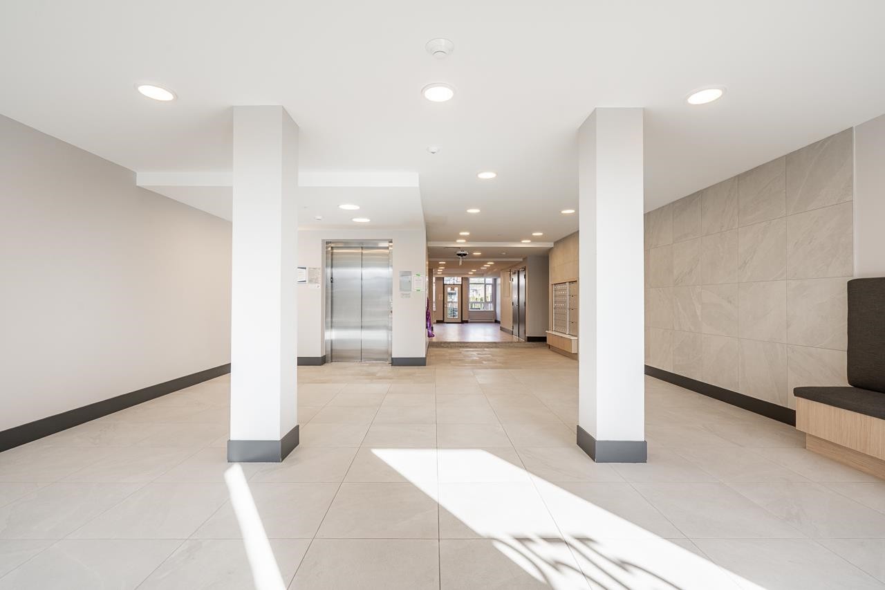 105-22575 Brown Avenue, Maple Ridge, BC