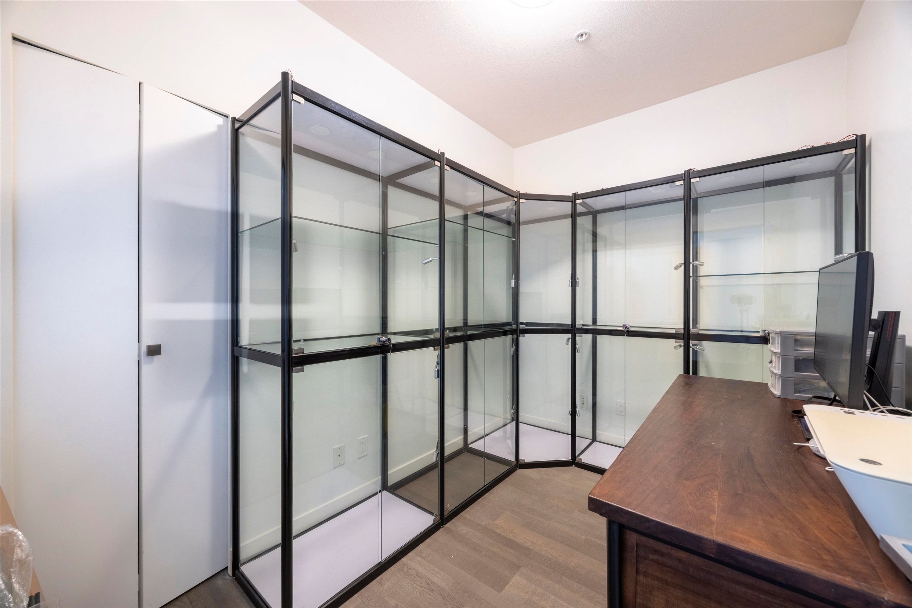 309-10033 River Drive, Richmond, BC