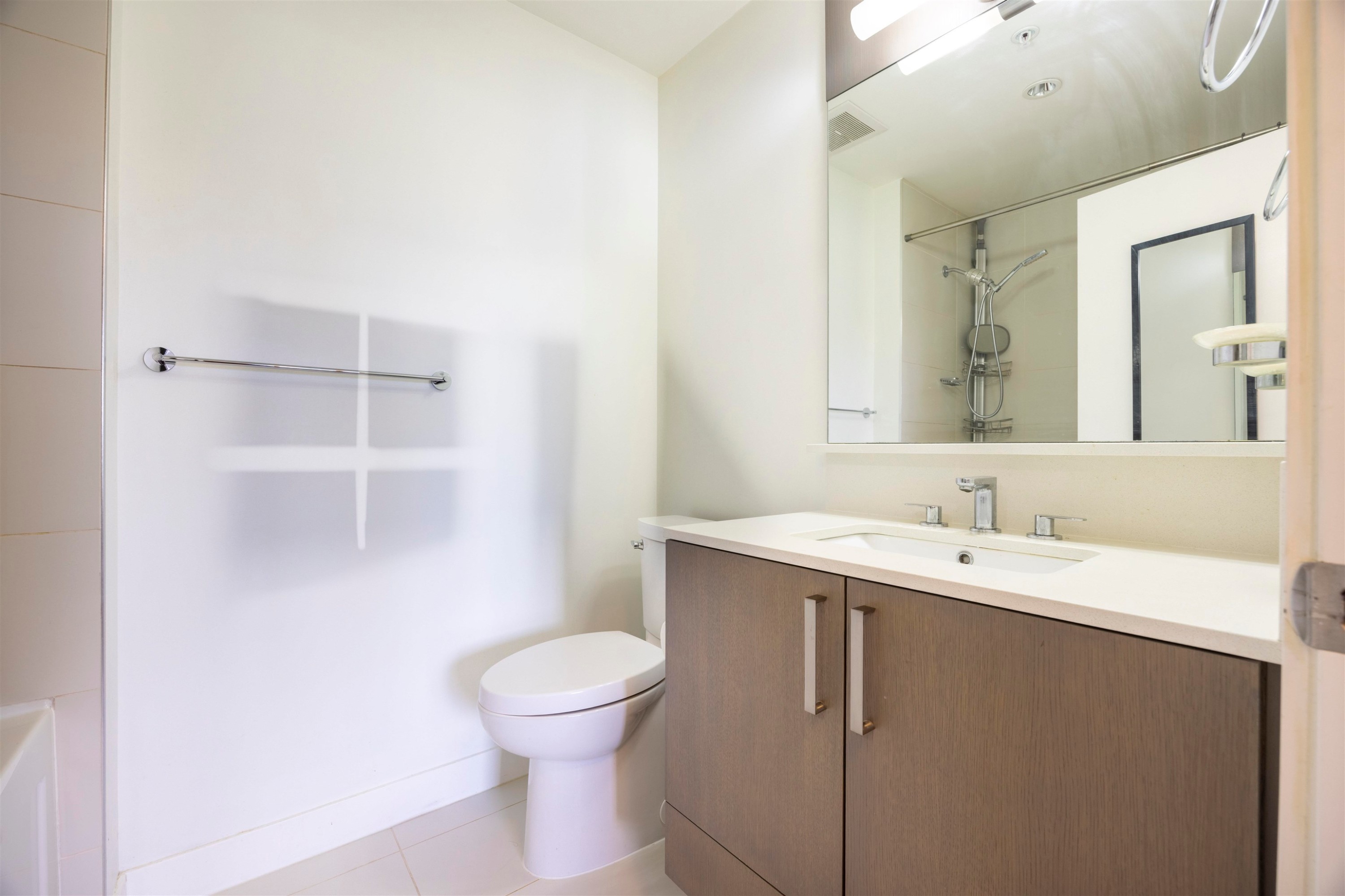 309-10033 River Drive, Richmond, BC