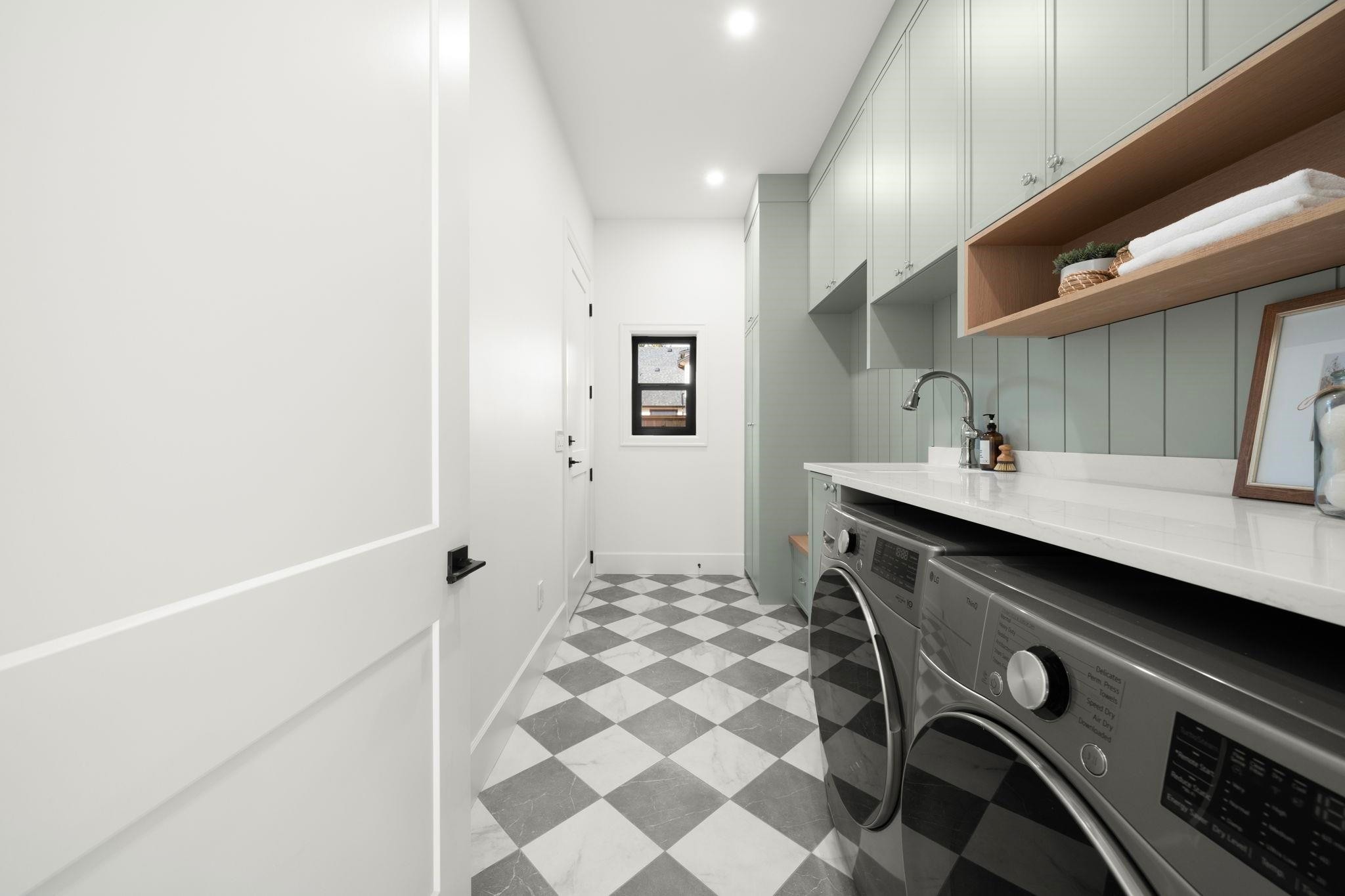 1204 Stellers Jay Place, Tsawwassen, BC