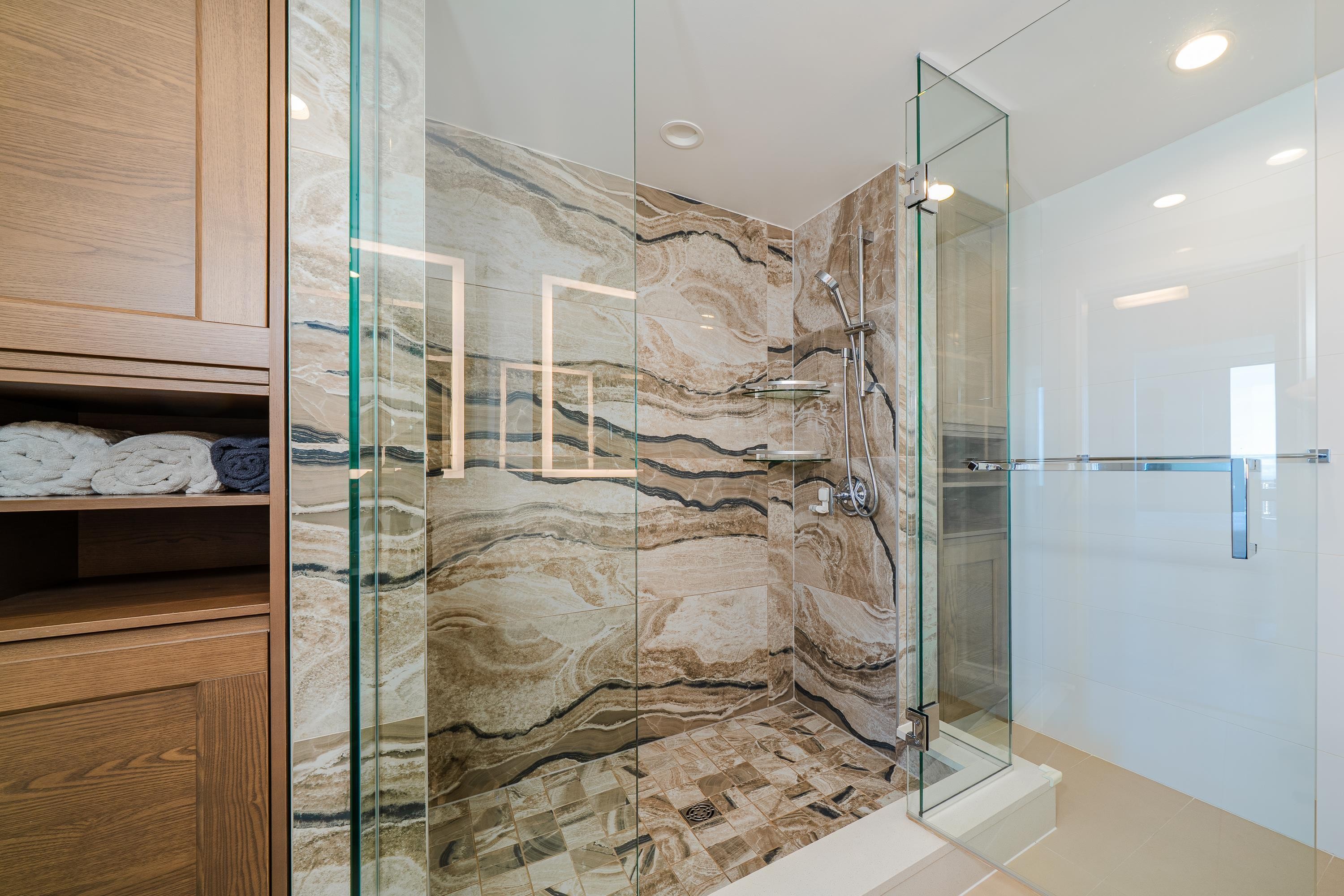 2001-5629 Birney Avenue, Vancouver, BC