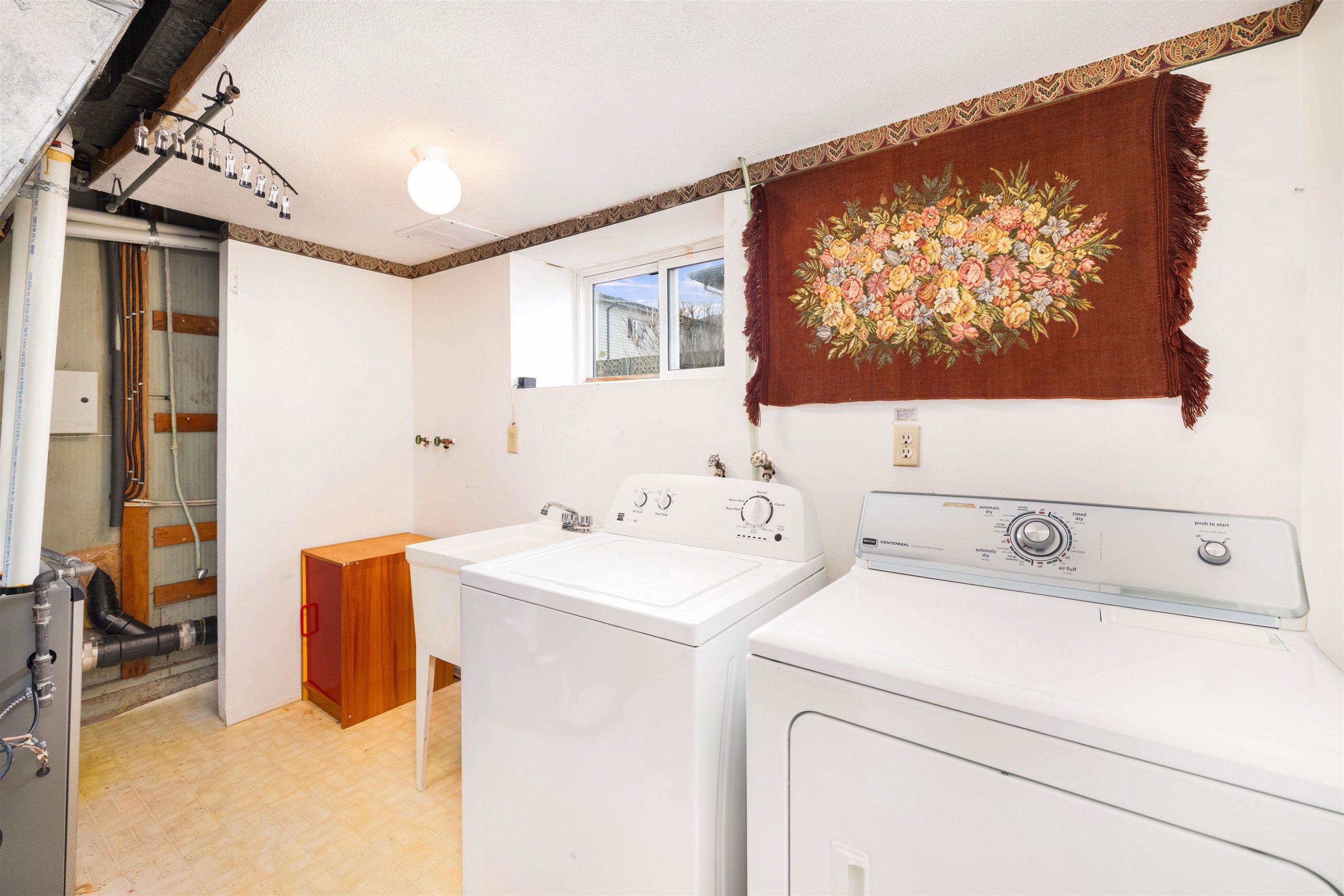 5045 Barker Crescent, Burnaby, BC