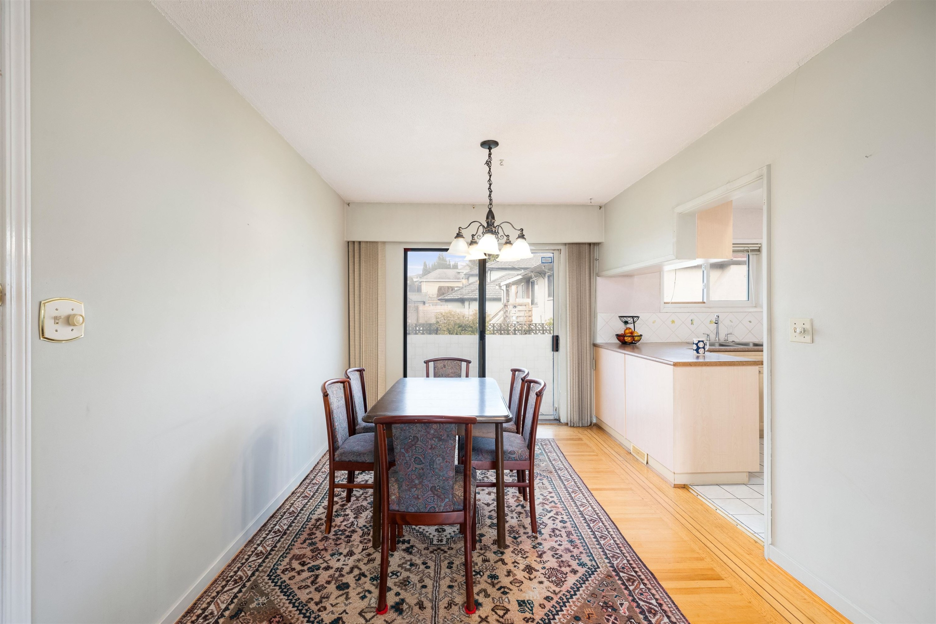 5045 Barker Crescent, Burnaby, BC