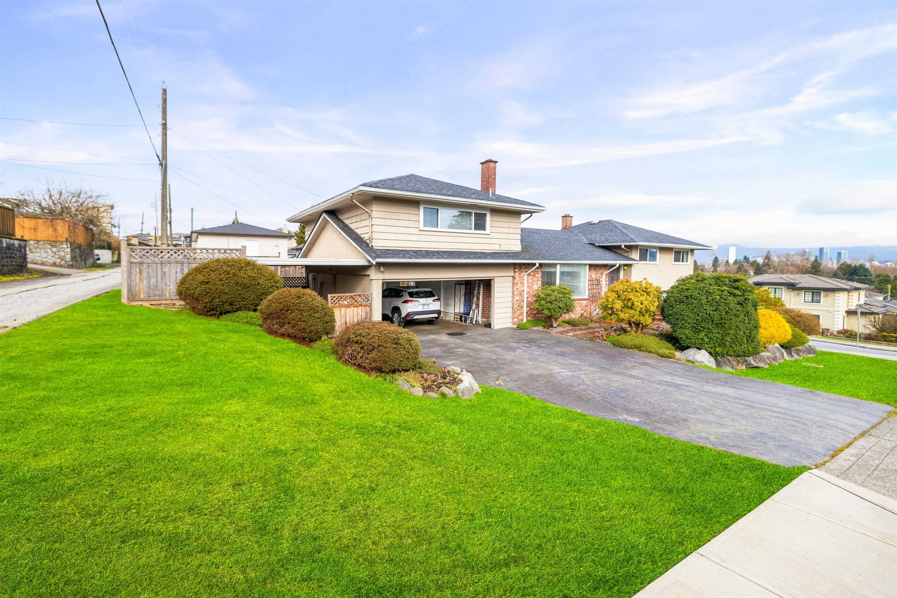 5045 Barker Crescent, Burnaby, BC