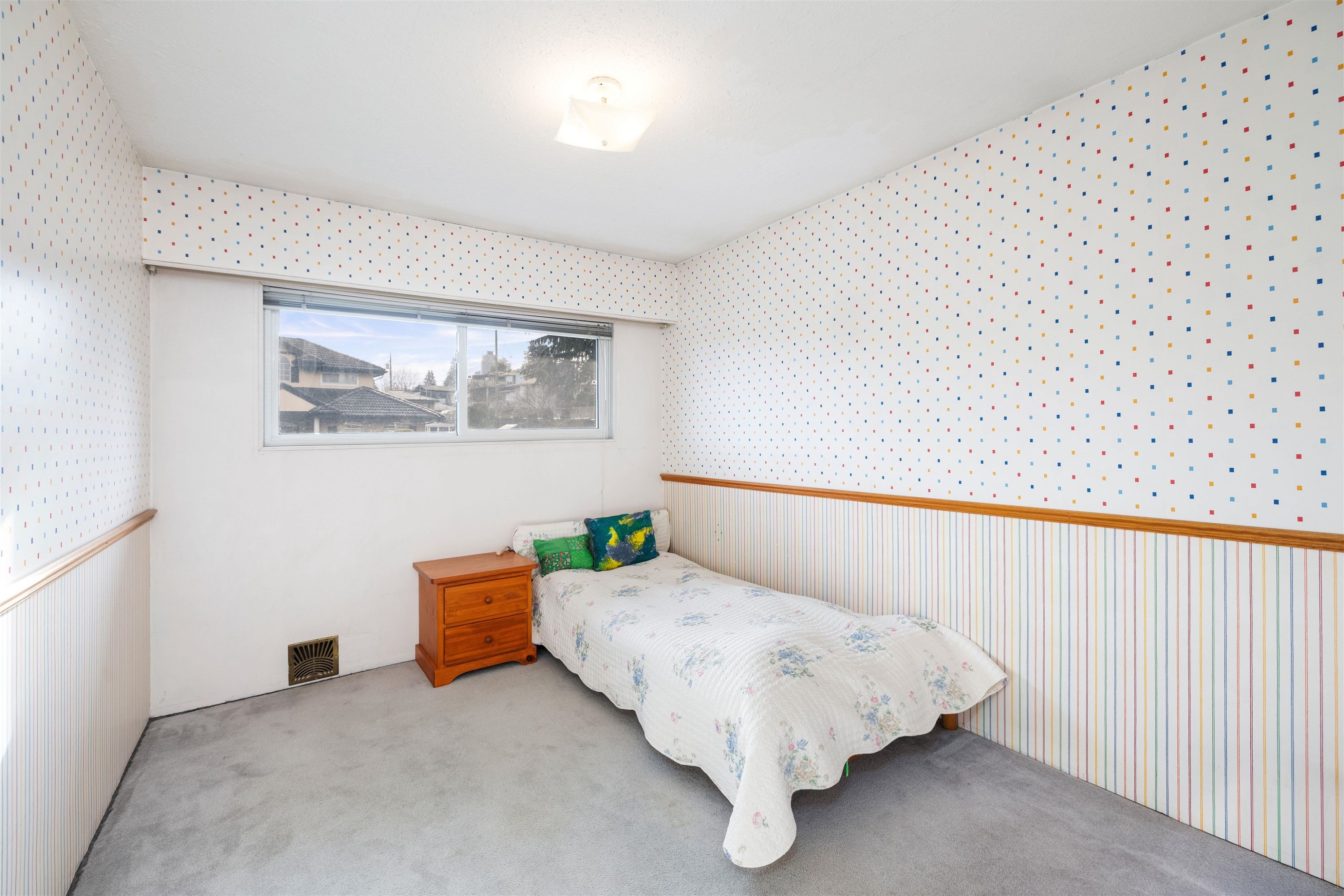 5045 Barker Crescent, Burnaby, BC