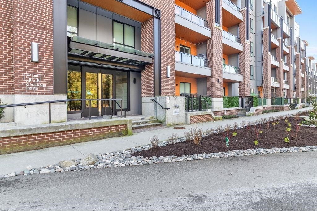 122-55 Klahanie Drive, Port Moody, BC