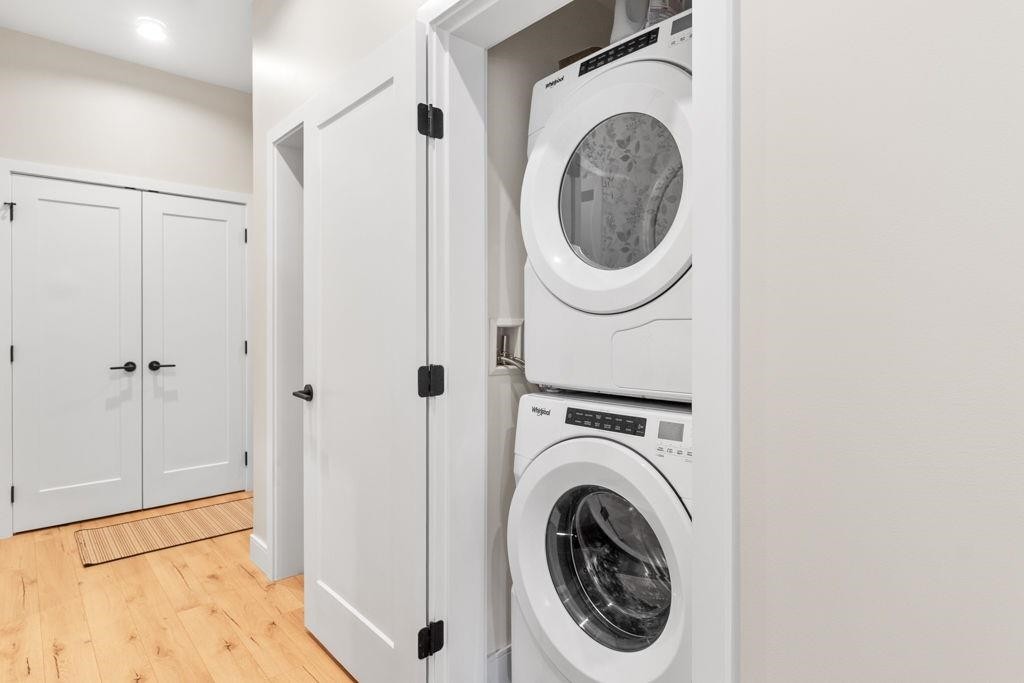 122-55 Klahanie Drive, Port Moody, BC