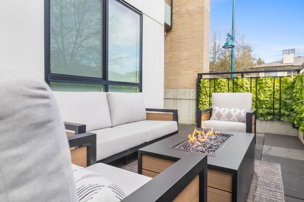 122-55 Klahanie Drive, Port Moody, BC