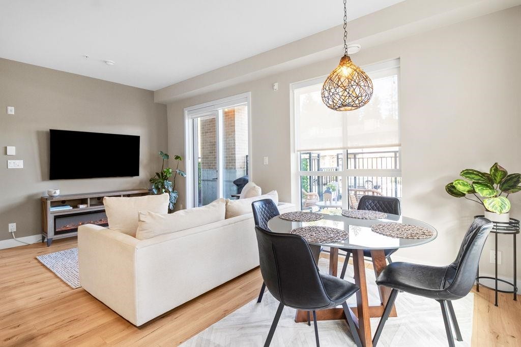 122-55 Klahanie Drive, Port Moody, BC