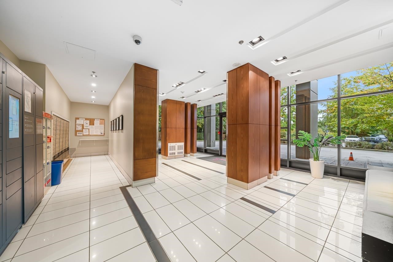 1105-4178 Dawson Street, Burnaby, BC